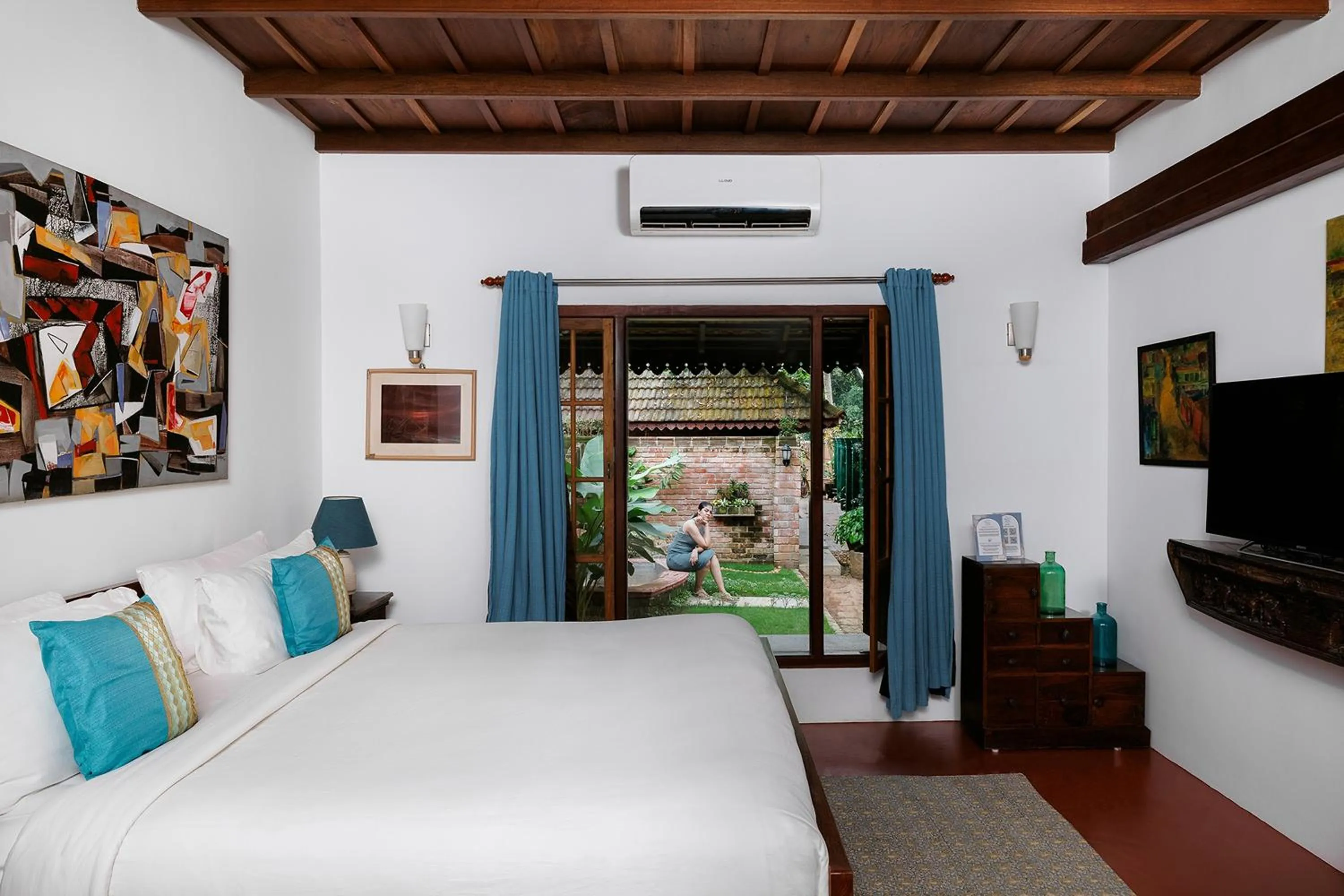 Bed in BluSalzz Villa - Muhamma, Alleppey - Kerala
