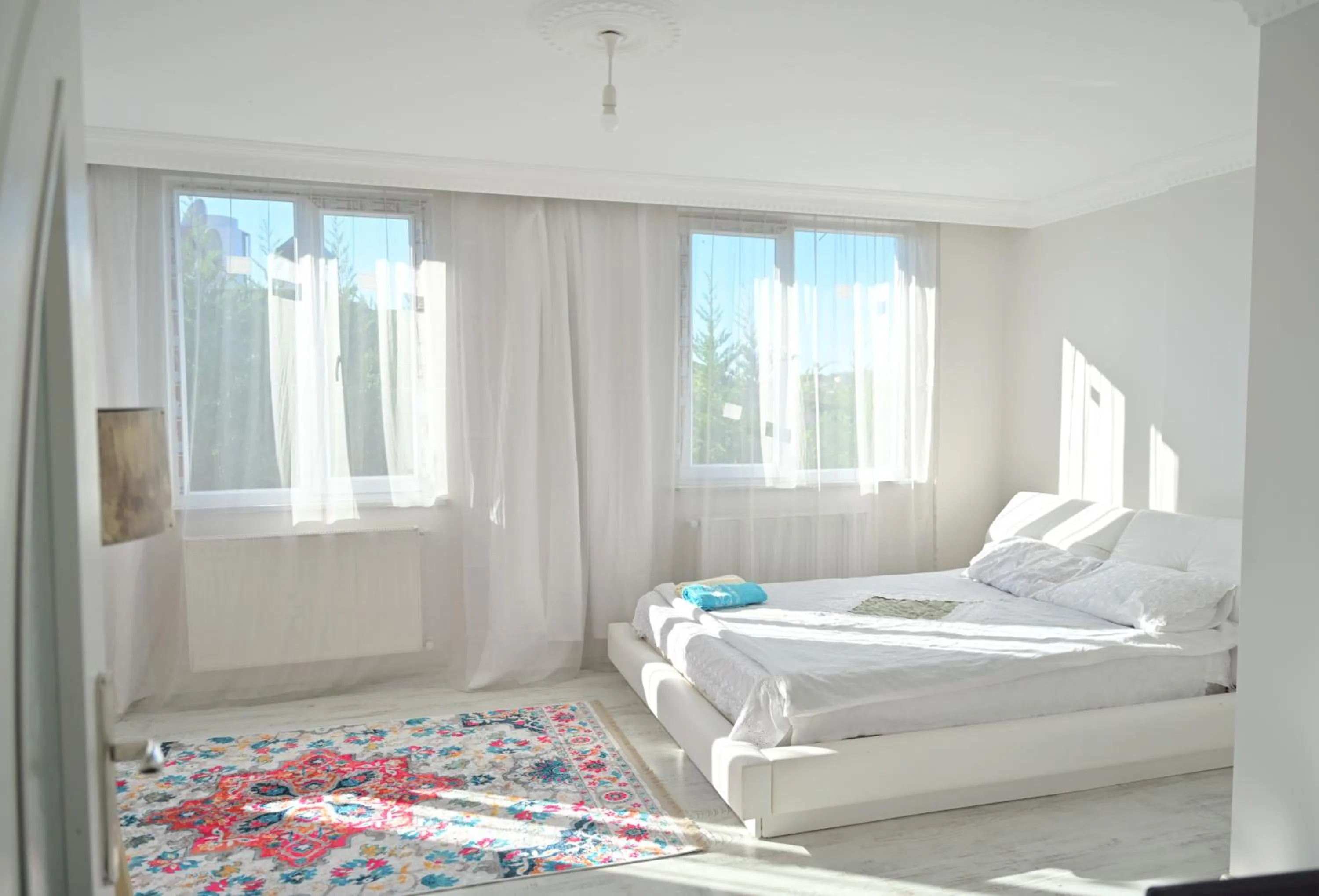 Bed in Ahmet teacher's villa, 6 minutes from the airport