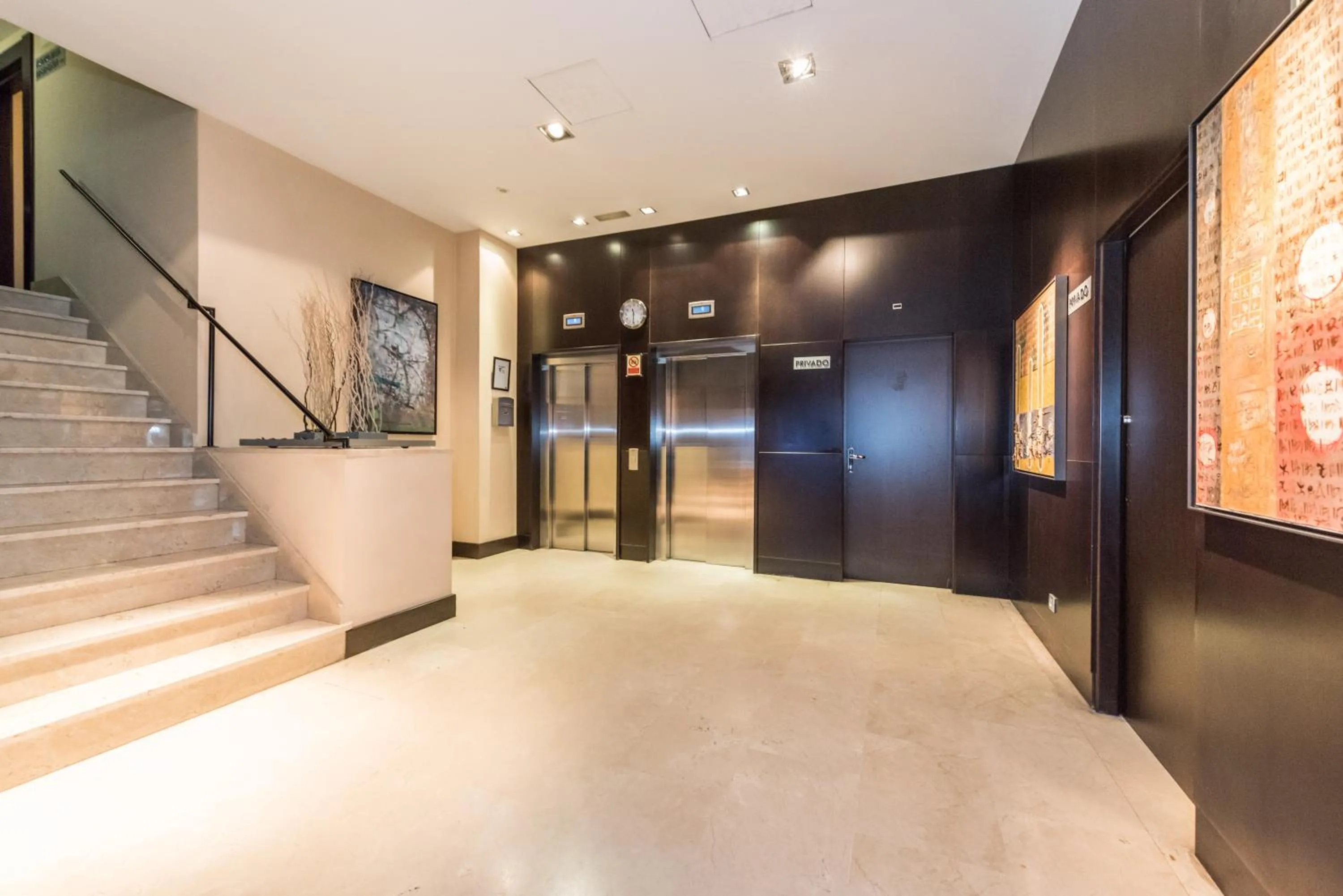 Lobby or reception in Hotel Mercader