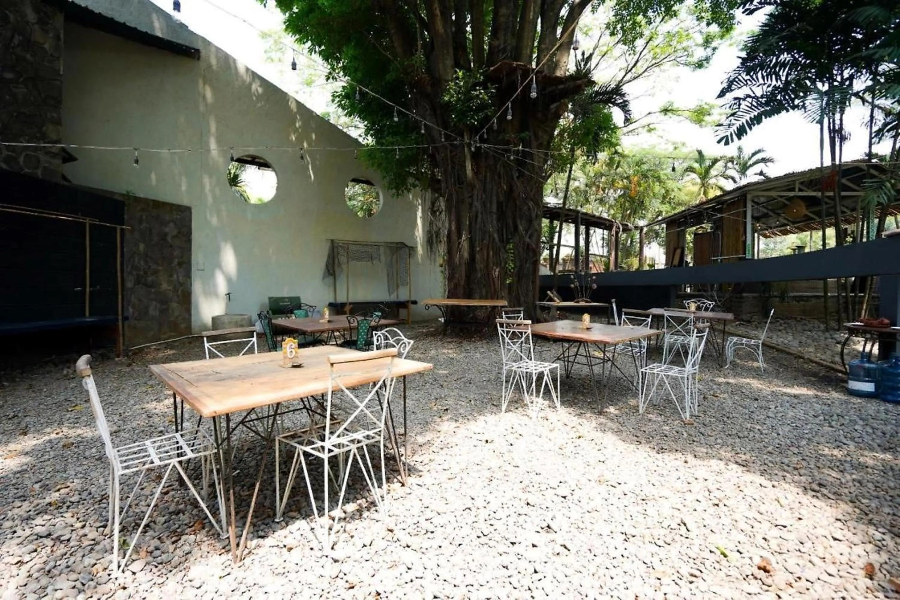 Restaurant/places to eat in Grand Mulia Sakinah Boutique Resort Pandaan