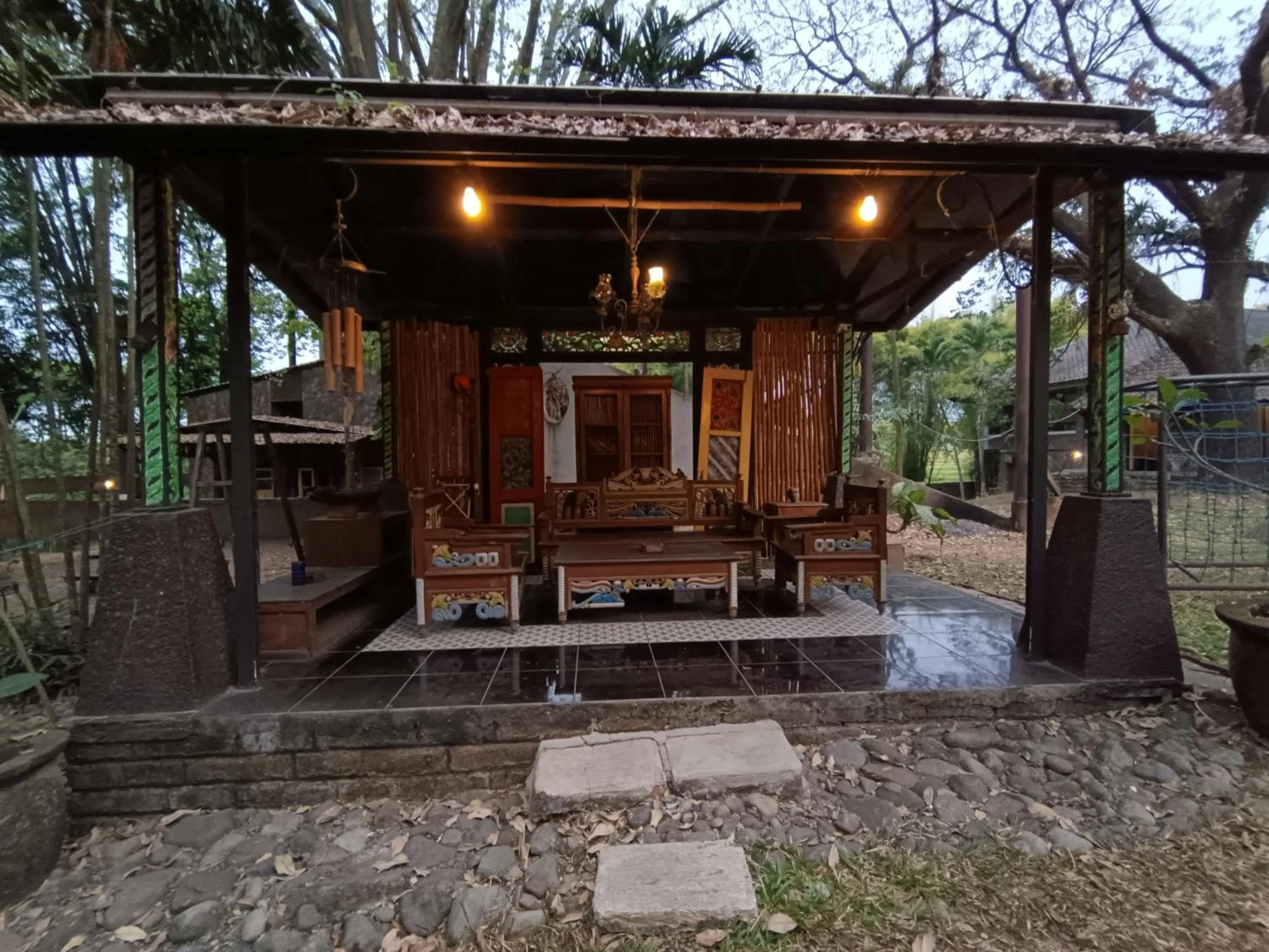 Restaurant/places to eat in Grand Mulia Sakinah Boutique Resort Pandaan