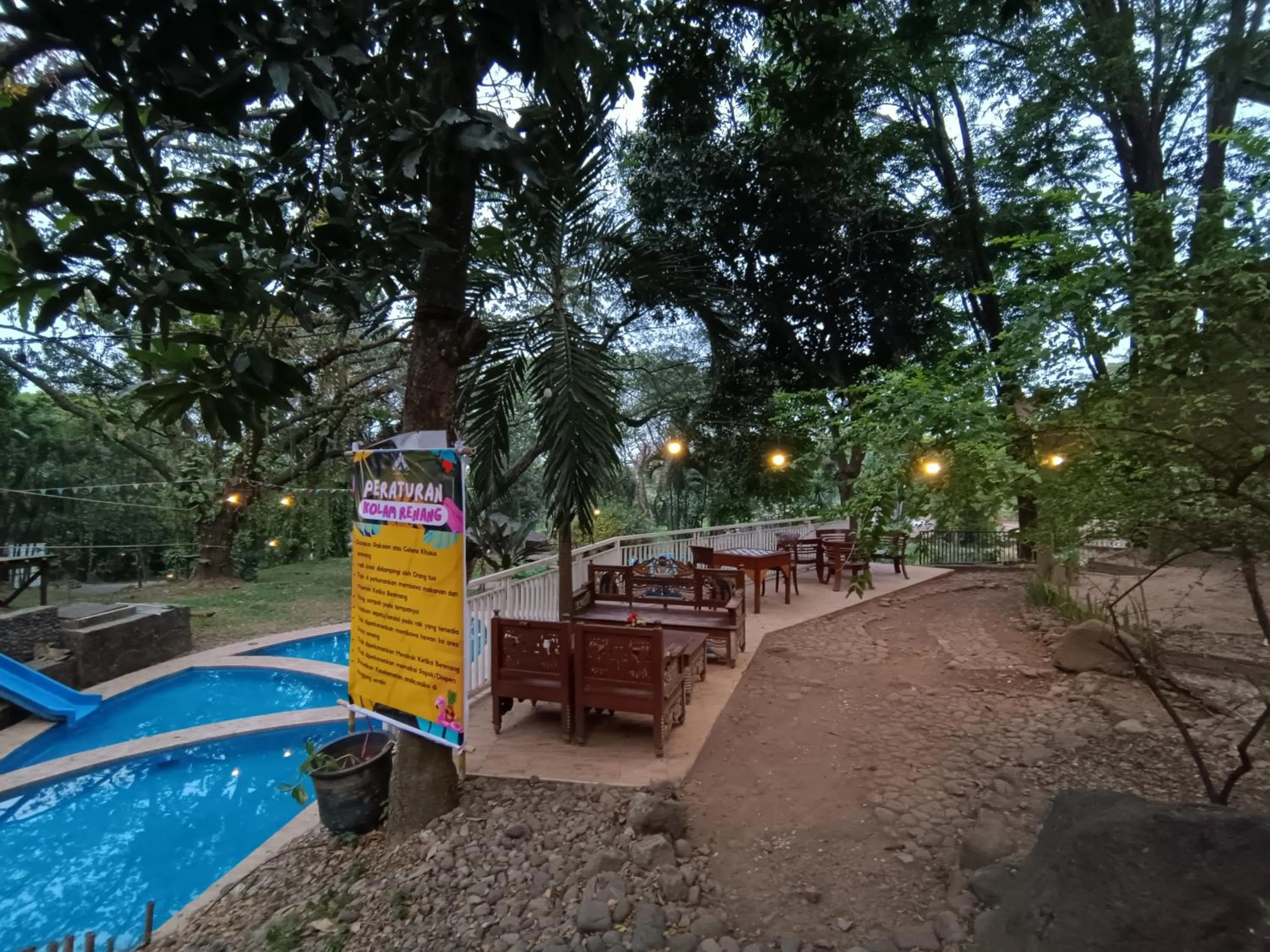 Restaurant/places to eat in Grand Mulia Sakinah Boutique Resort Pandaan