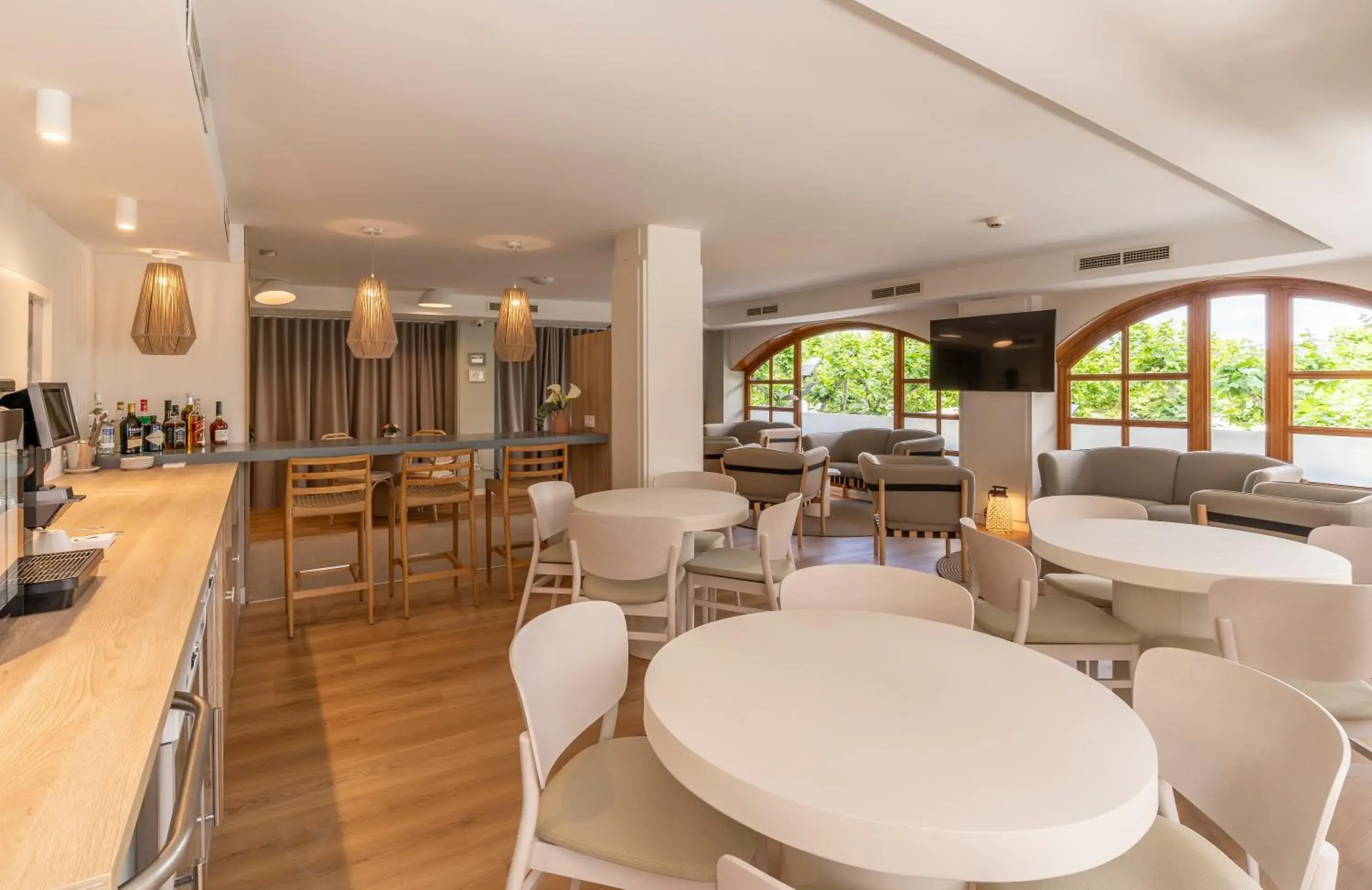 Restaurant/places to eat in Prestige Mar y Sol Restaurant/places to eat in Prestige Mar y Sol