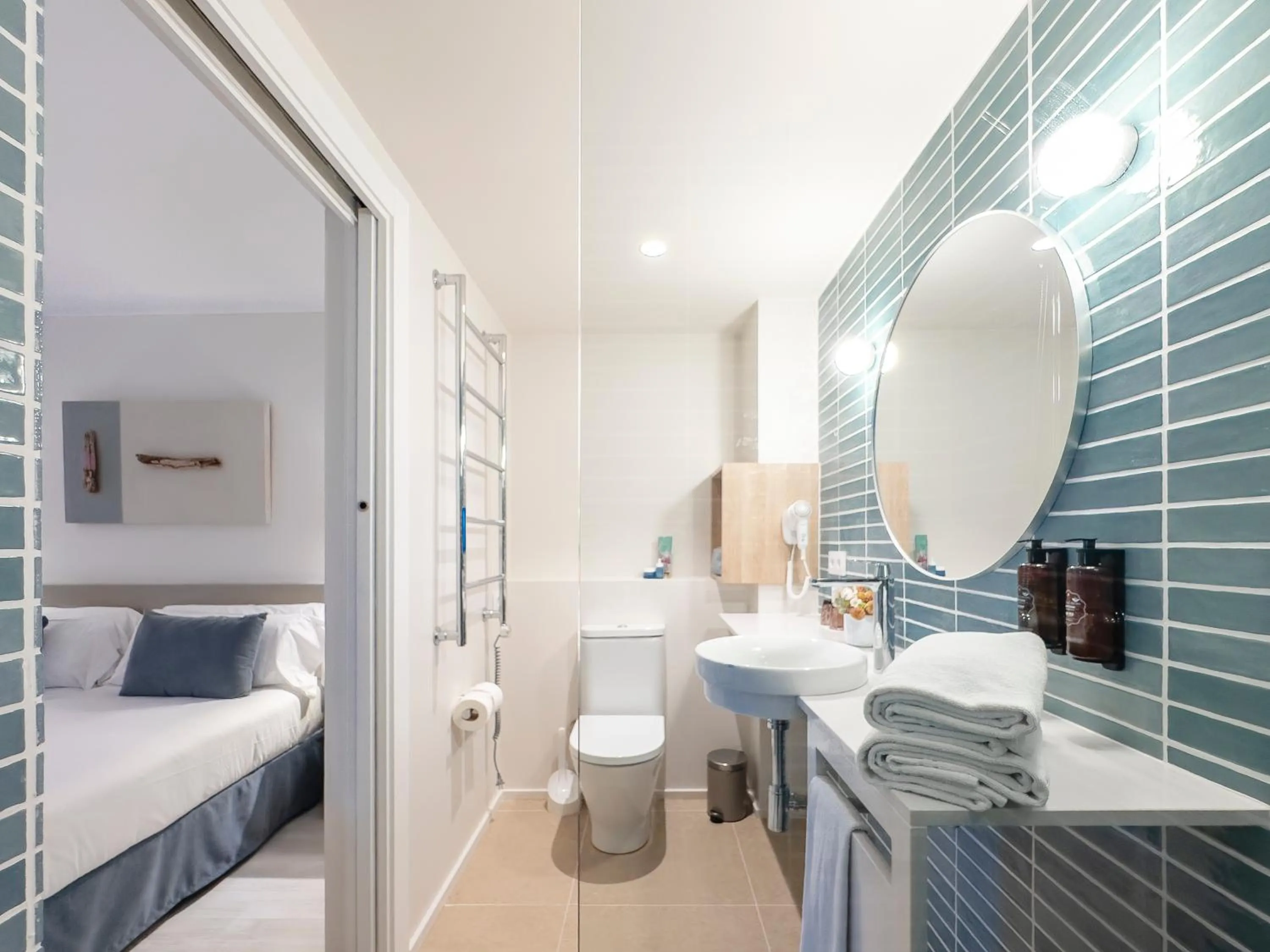 Shower, Bed in Prestige Mar y Sol