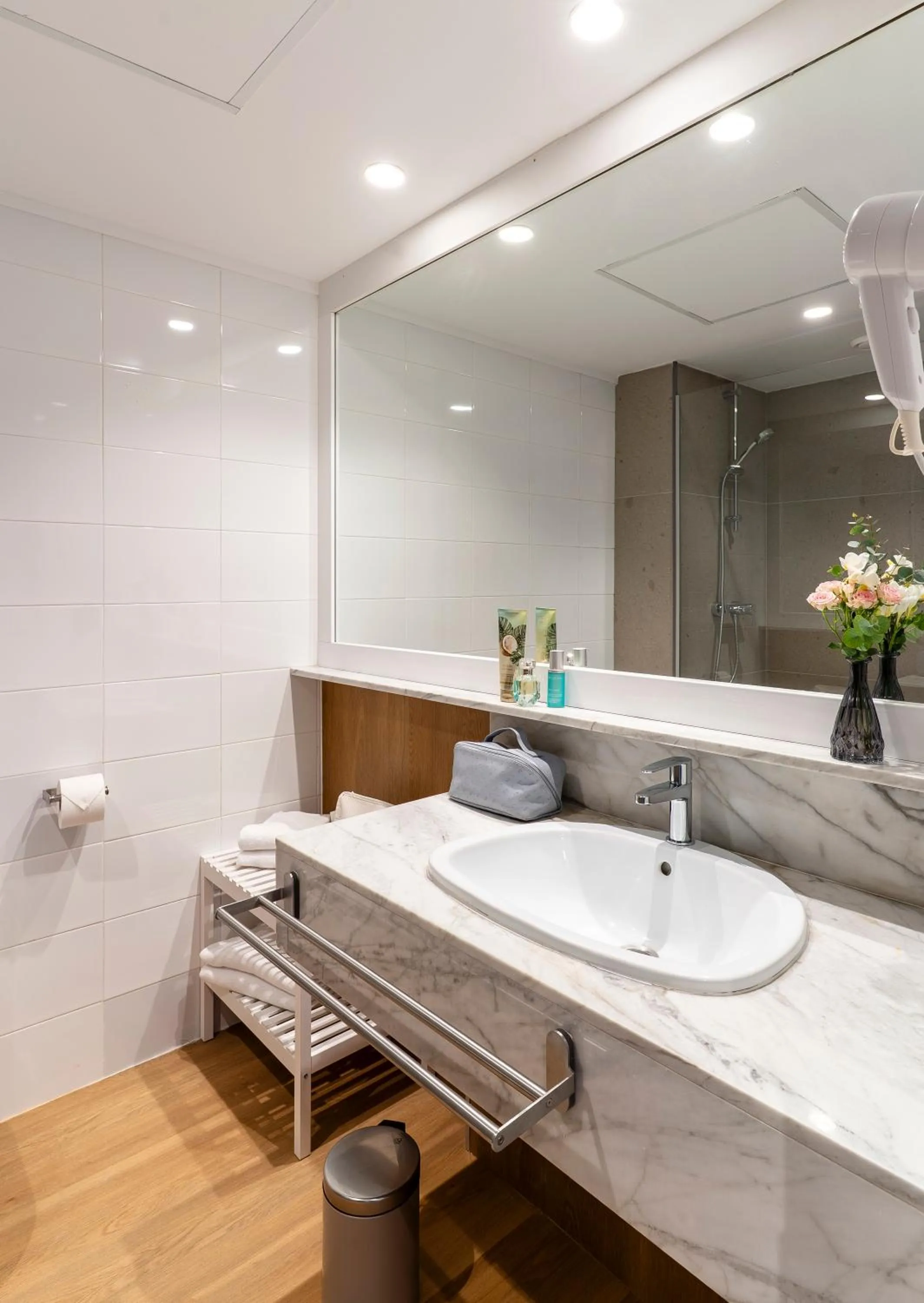 Bathroom in Prestige Goya Park