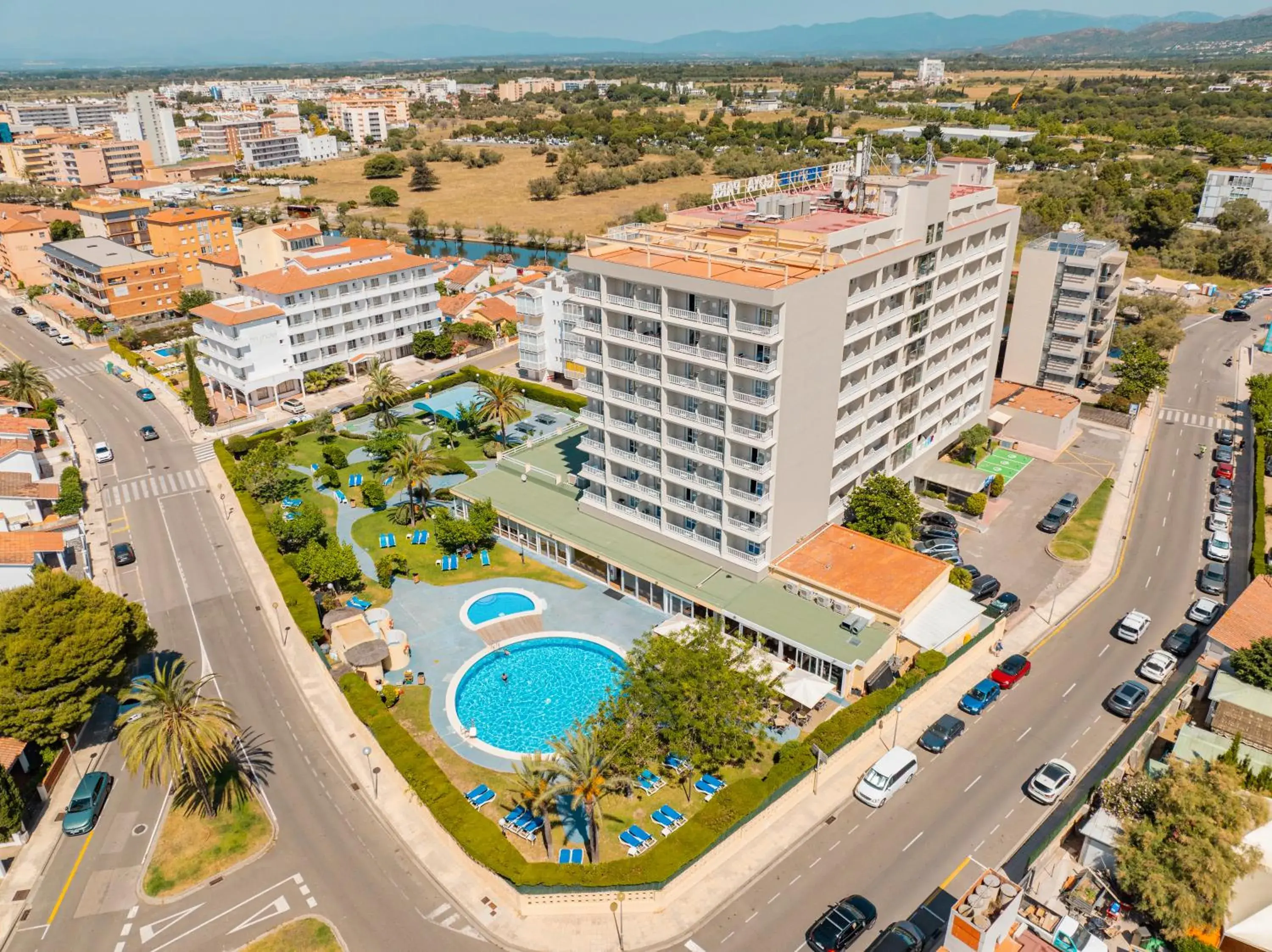 Property building in Prestige Goya Park Property building in Prestige Goya Park