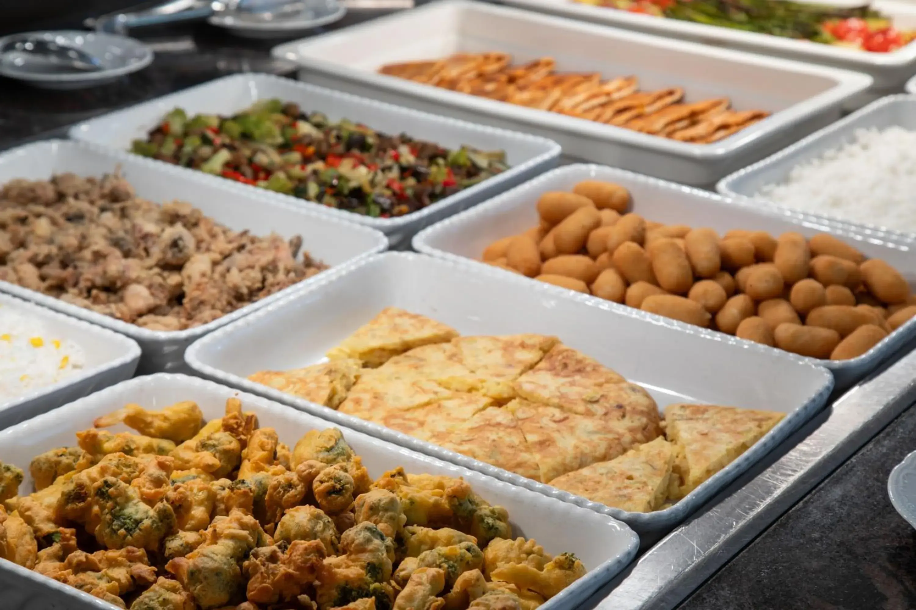 Restaurant/places to eat in Prestige Goya Park Restaurant/places to eat in Prestige Goya Park