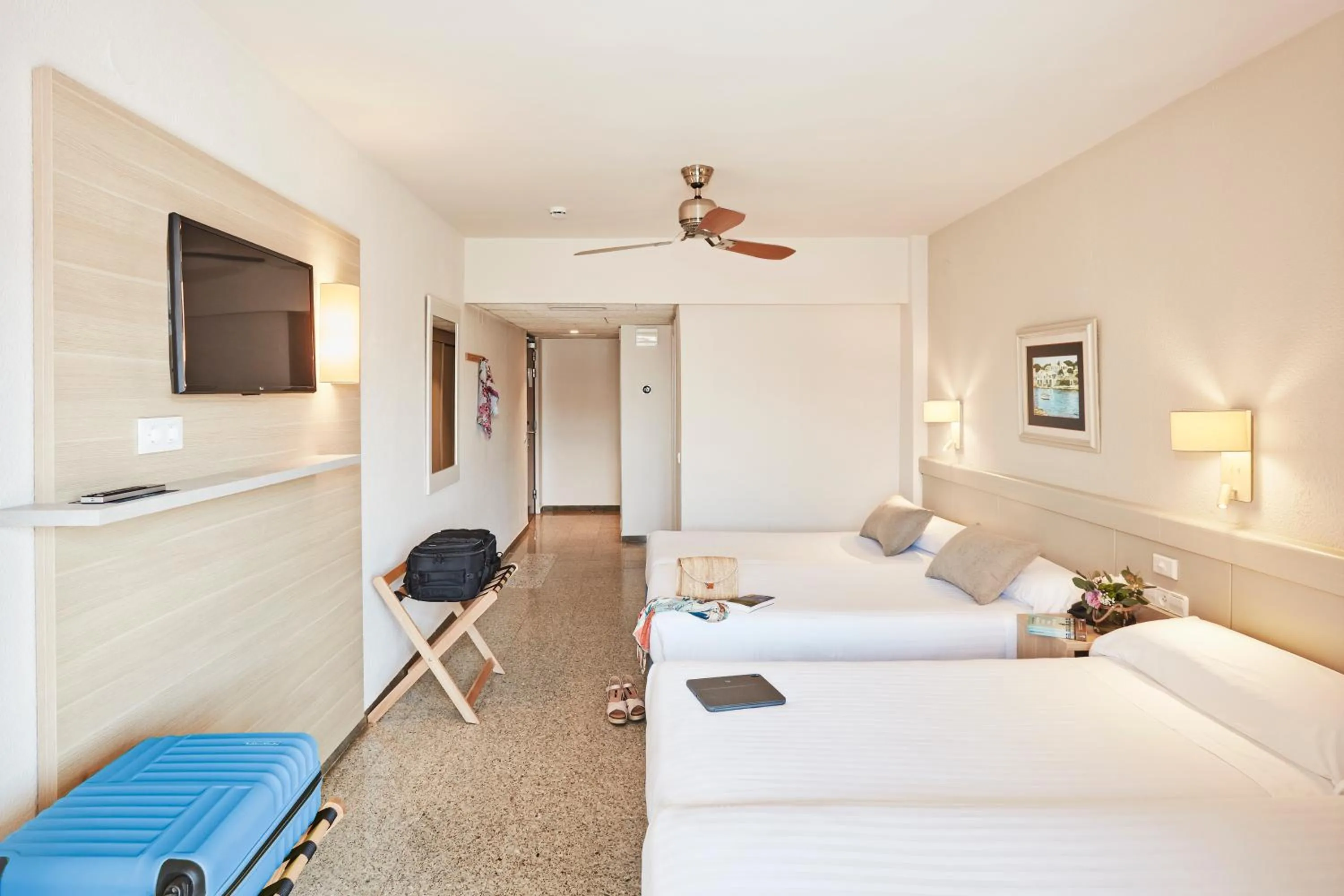 Bedroom, Bed in Prestige Goya Park