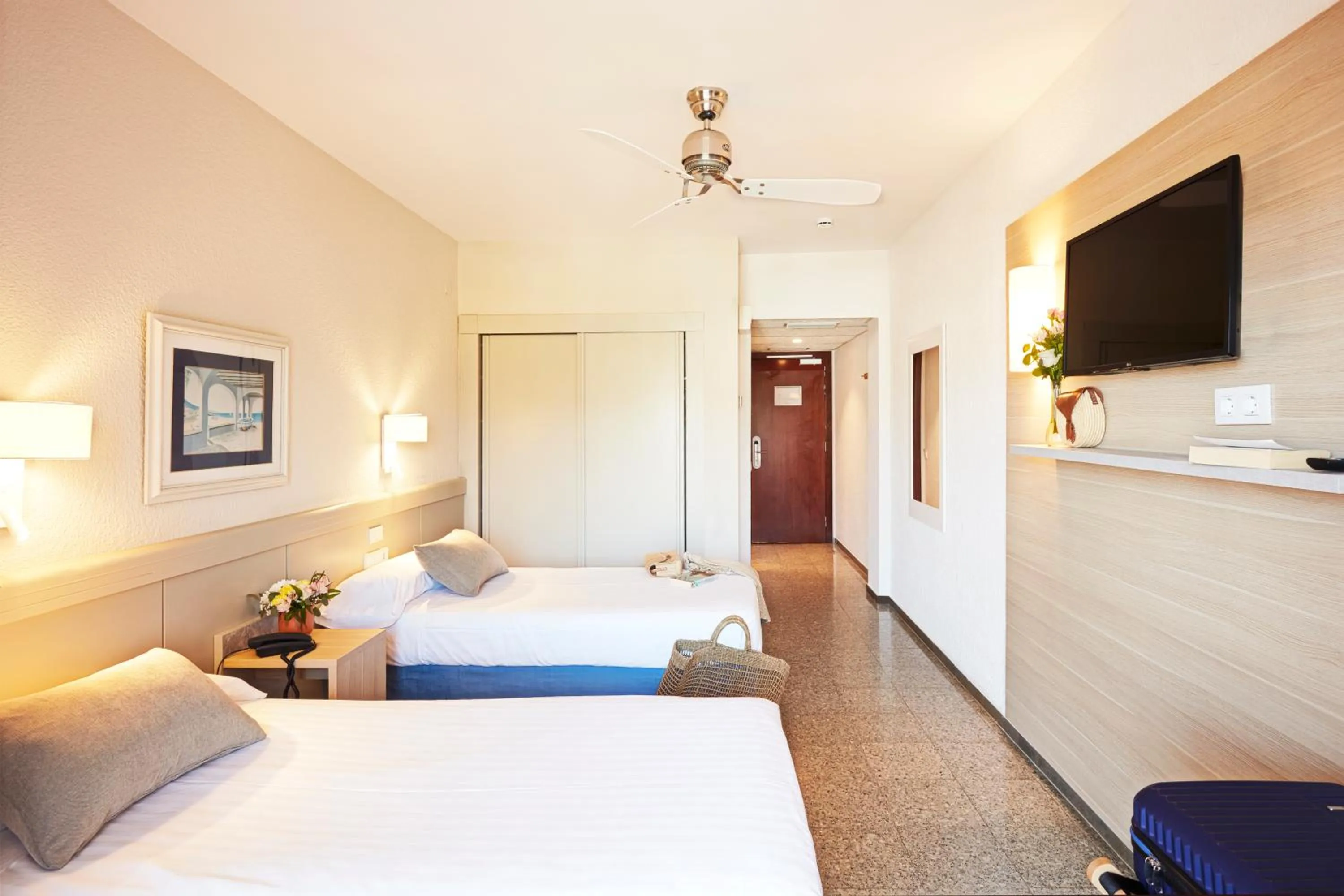 Bedroom, Bed in Prestige Goya Park