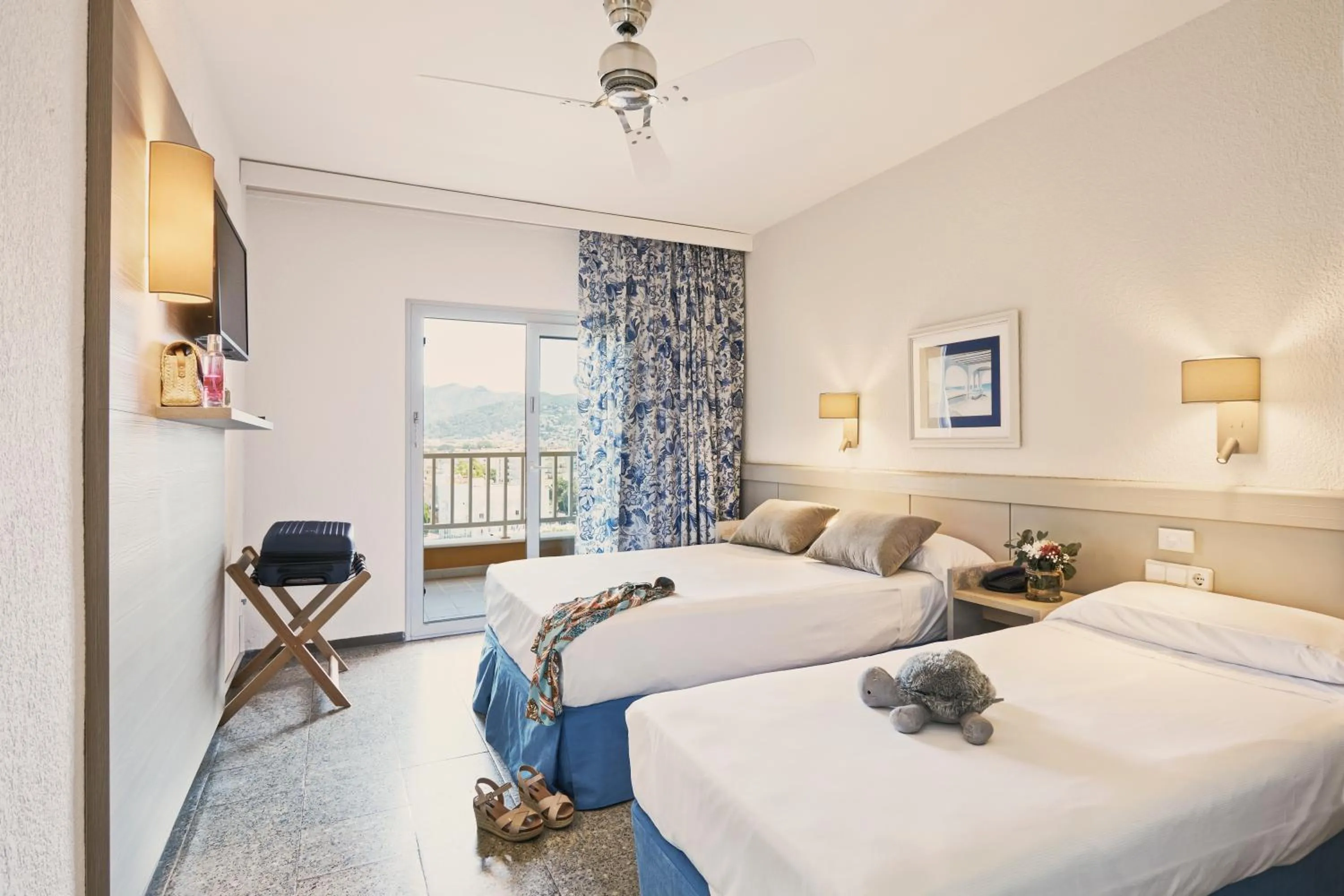 Bedroom, Bed in Prestige Goya Park