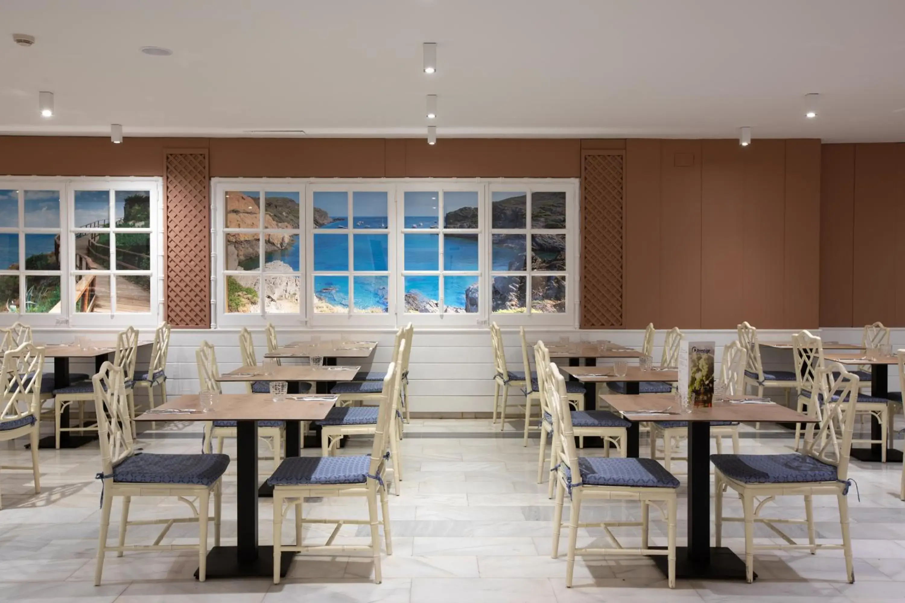 Restaurant/places to eat in Prestige Sant Marc Restaurant/places to eat in Prestige Sant Marc