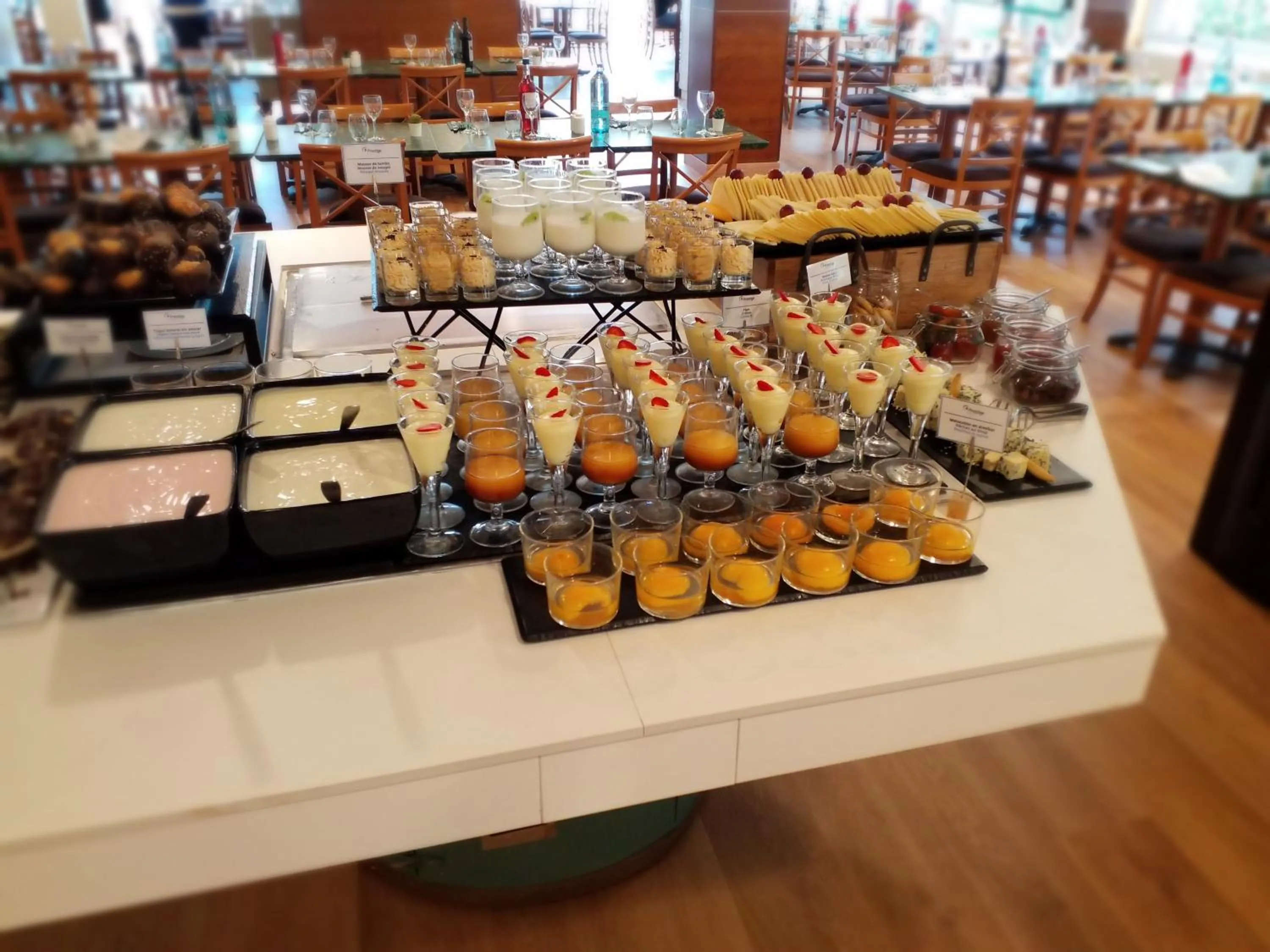 Restaurant/places to eat in Prestige Victoria