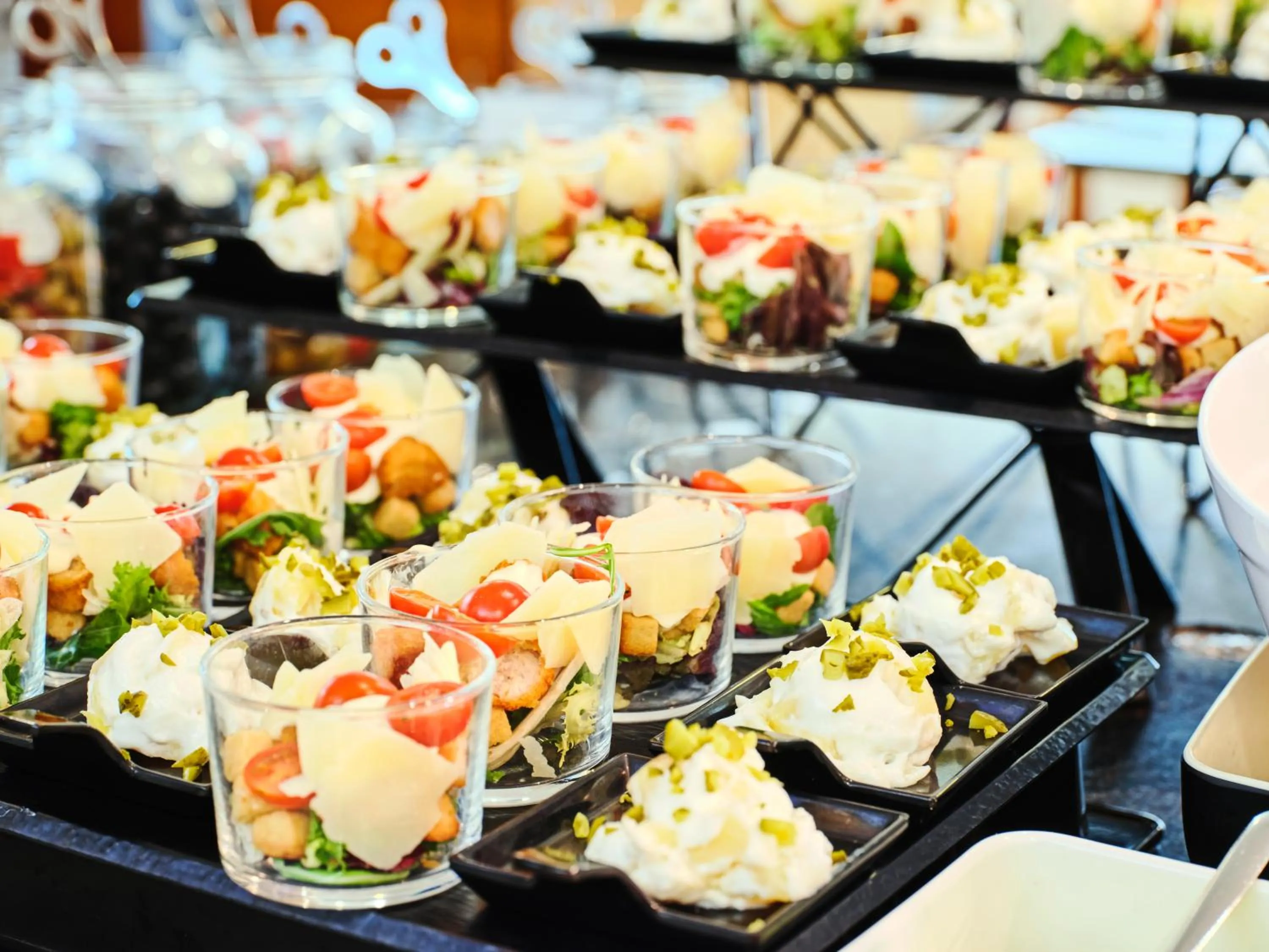 Food in Prestige Victoria