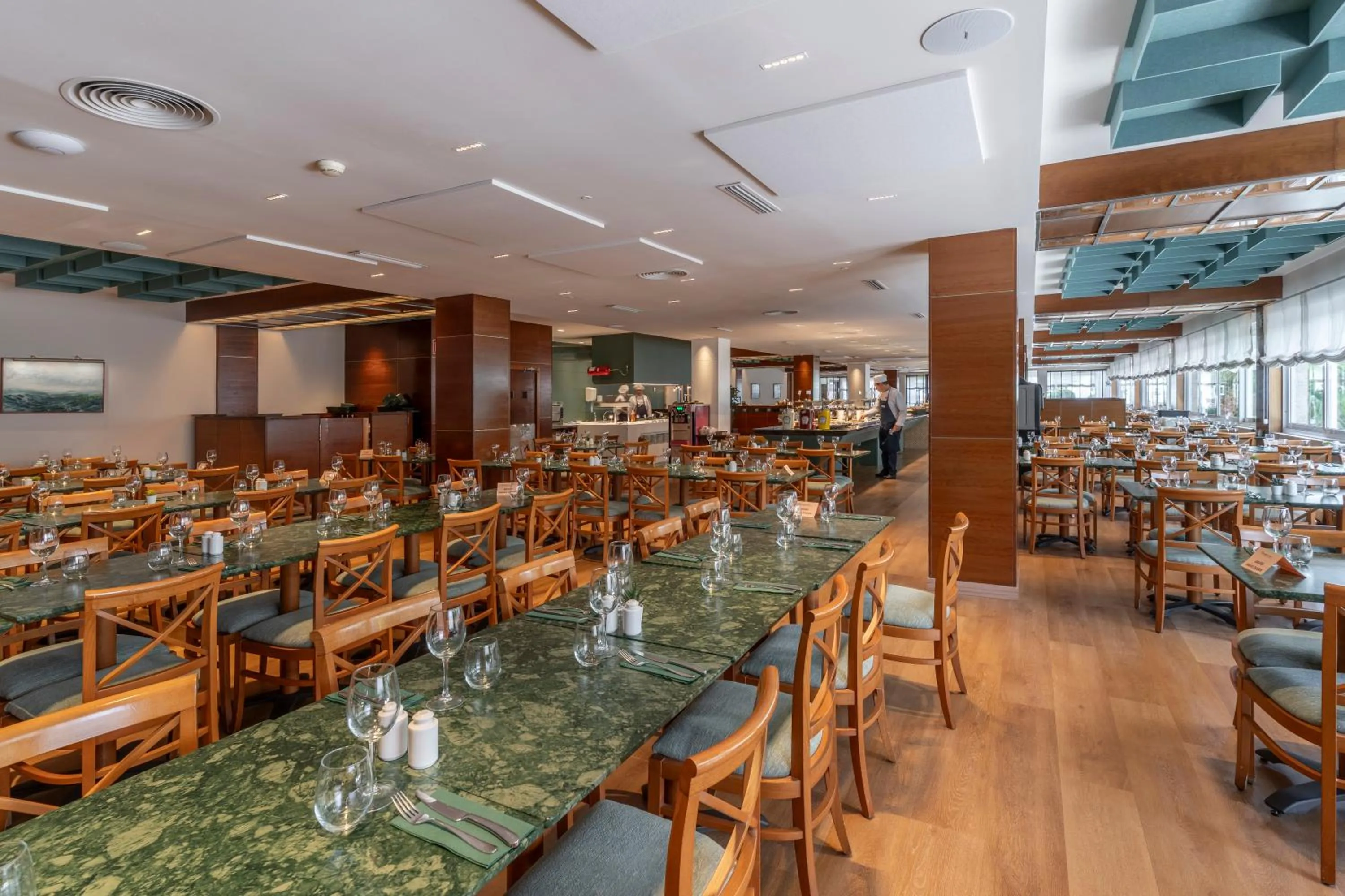 Dining area in Prestige Victoria