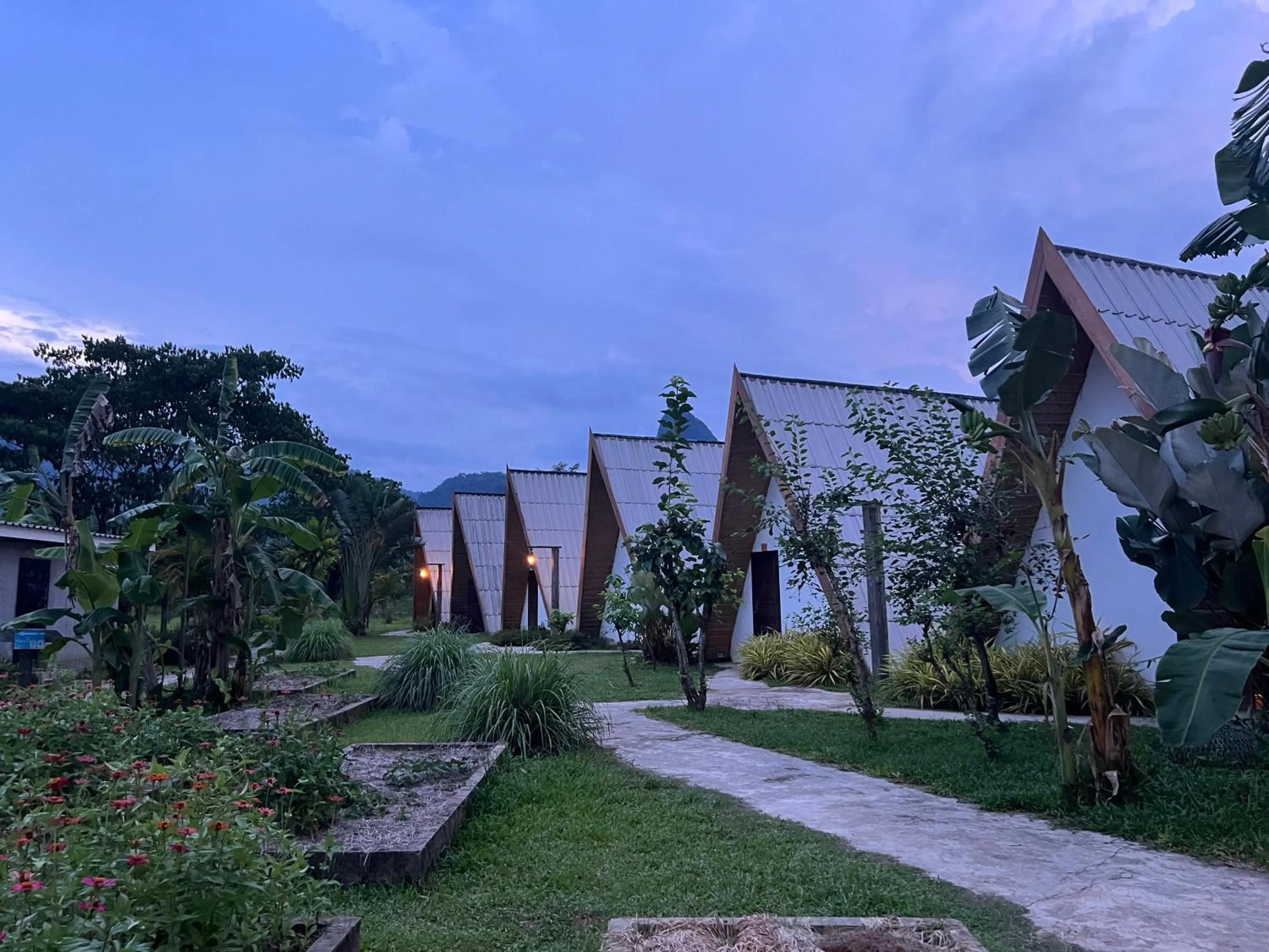 Vangvieng Angsavanh Resort