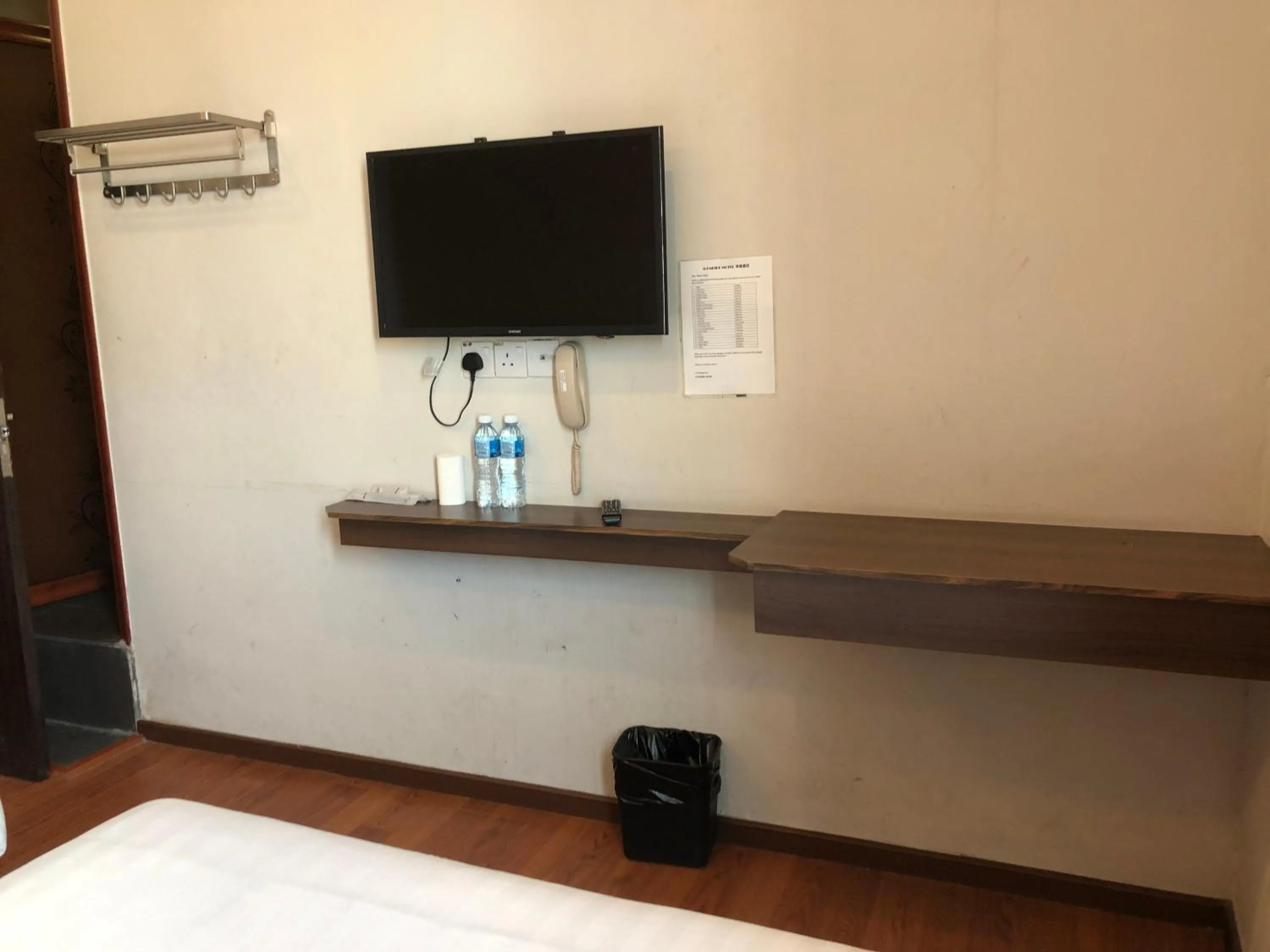 Bedroom in Super OYO 90668 Joy Inn