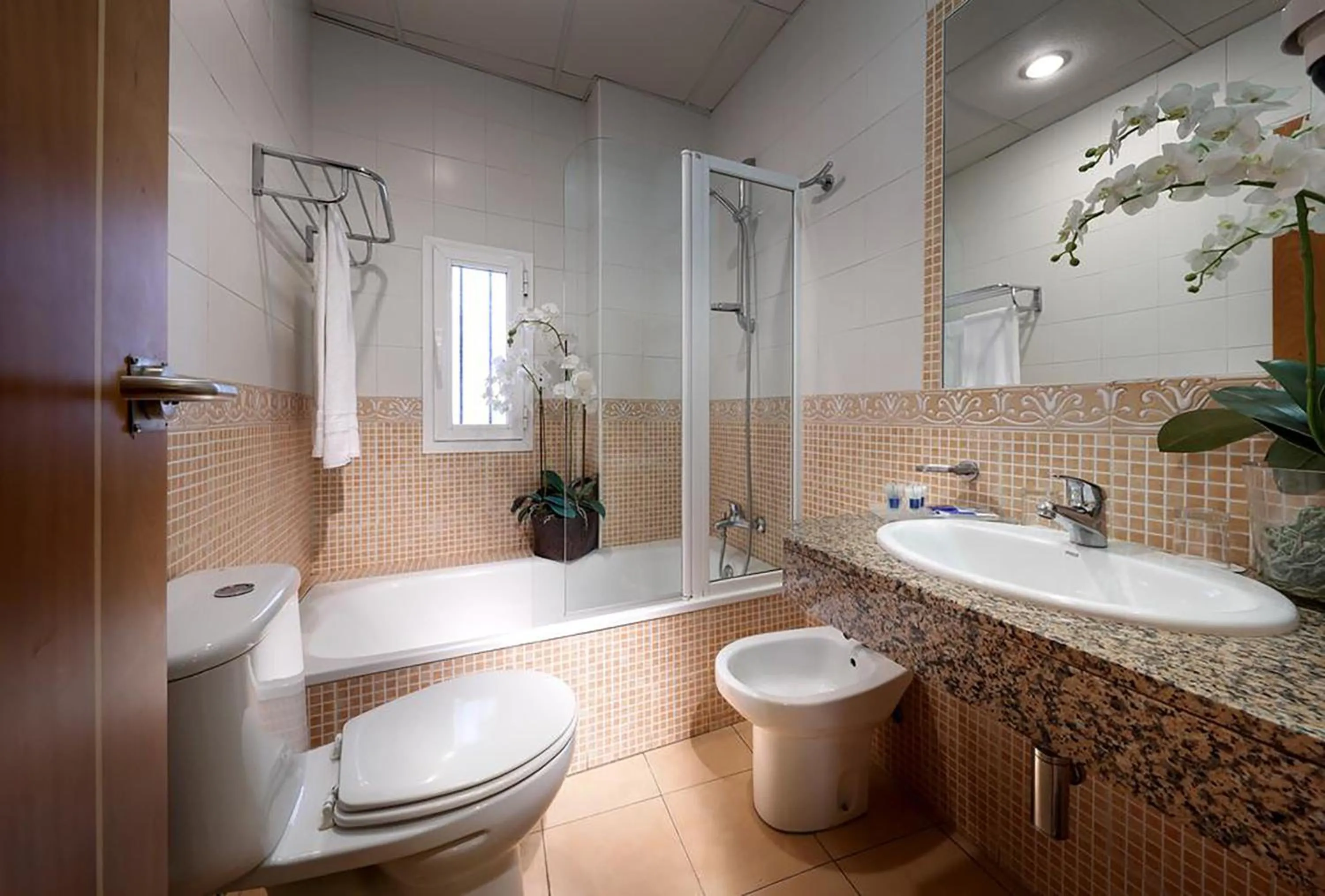 Bathroom in Sercotel Tribuna Málaga