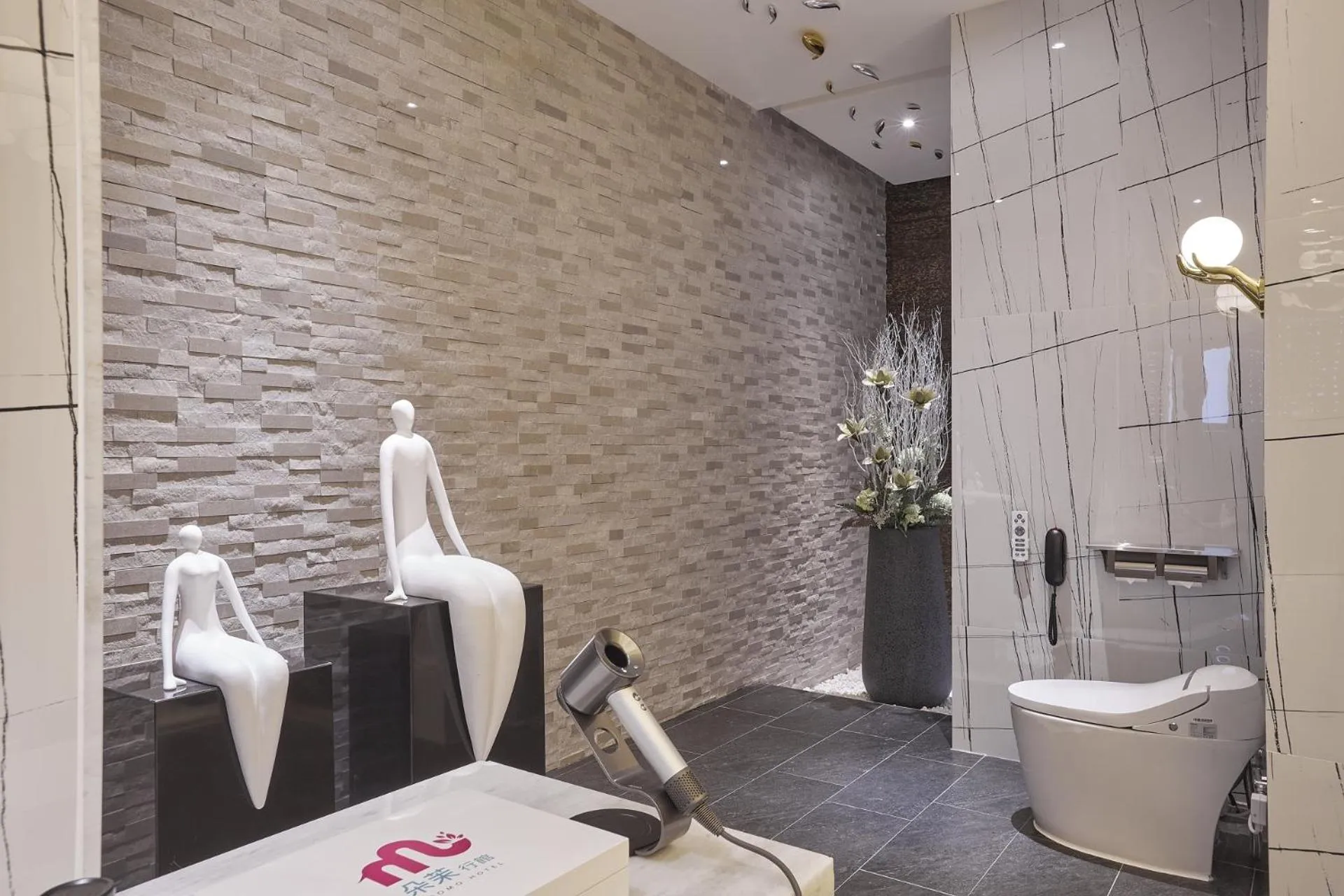 Bathroom in Domo Hotel