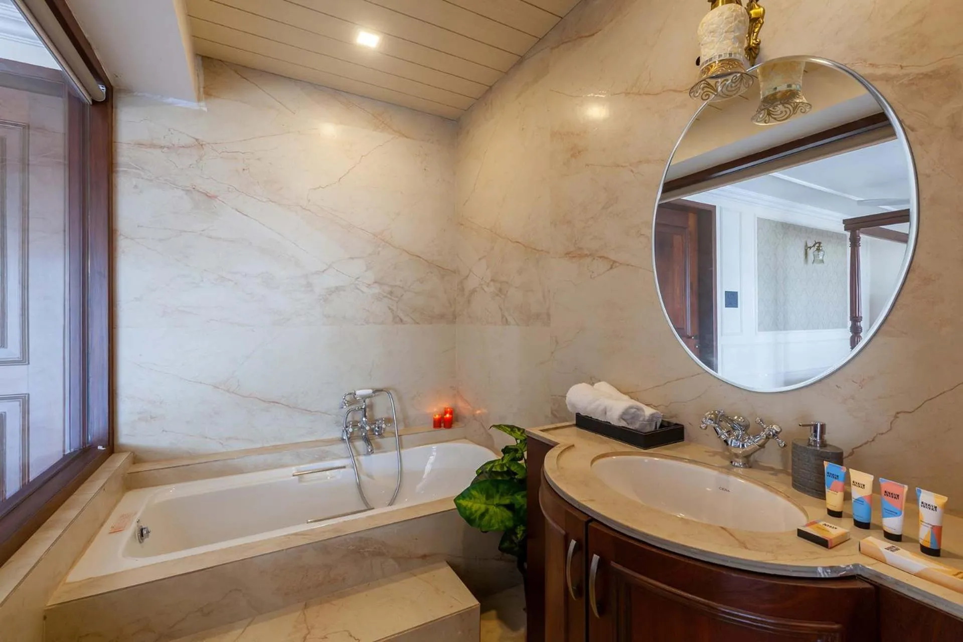 Bathroom in StayVista's Lake La Vie - Tranquil Lake-View Villa Amidst Farmland with Pool and Poolside Gazebo - Proximity to Sula