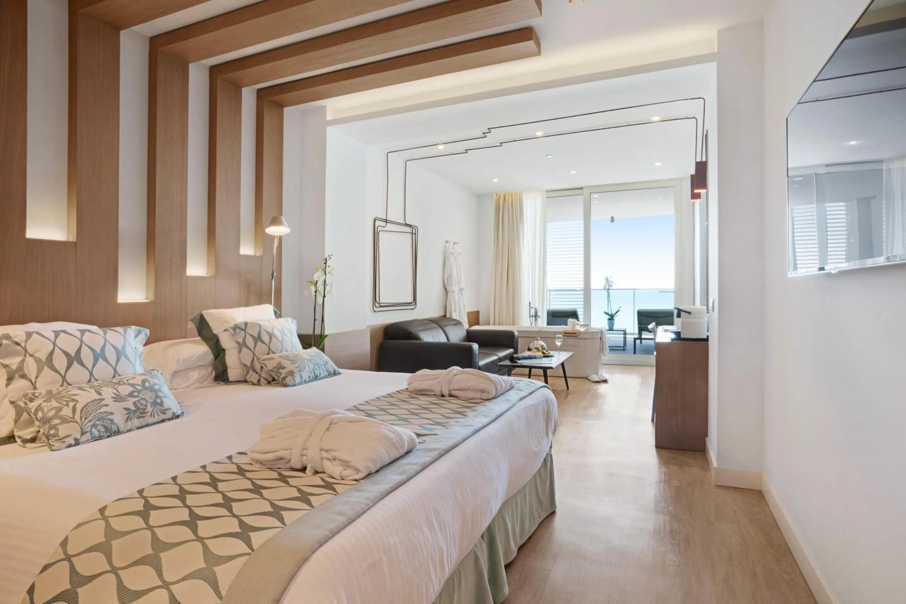 Photo of the whole room, Bed in Pure Salt Garonda - Adults Only