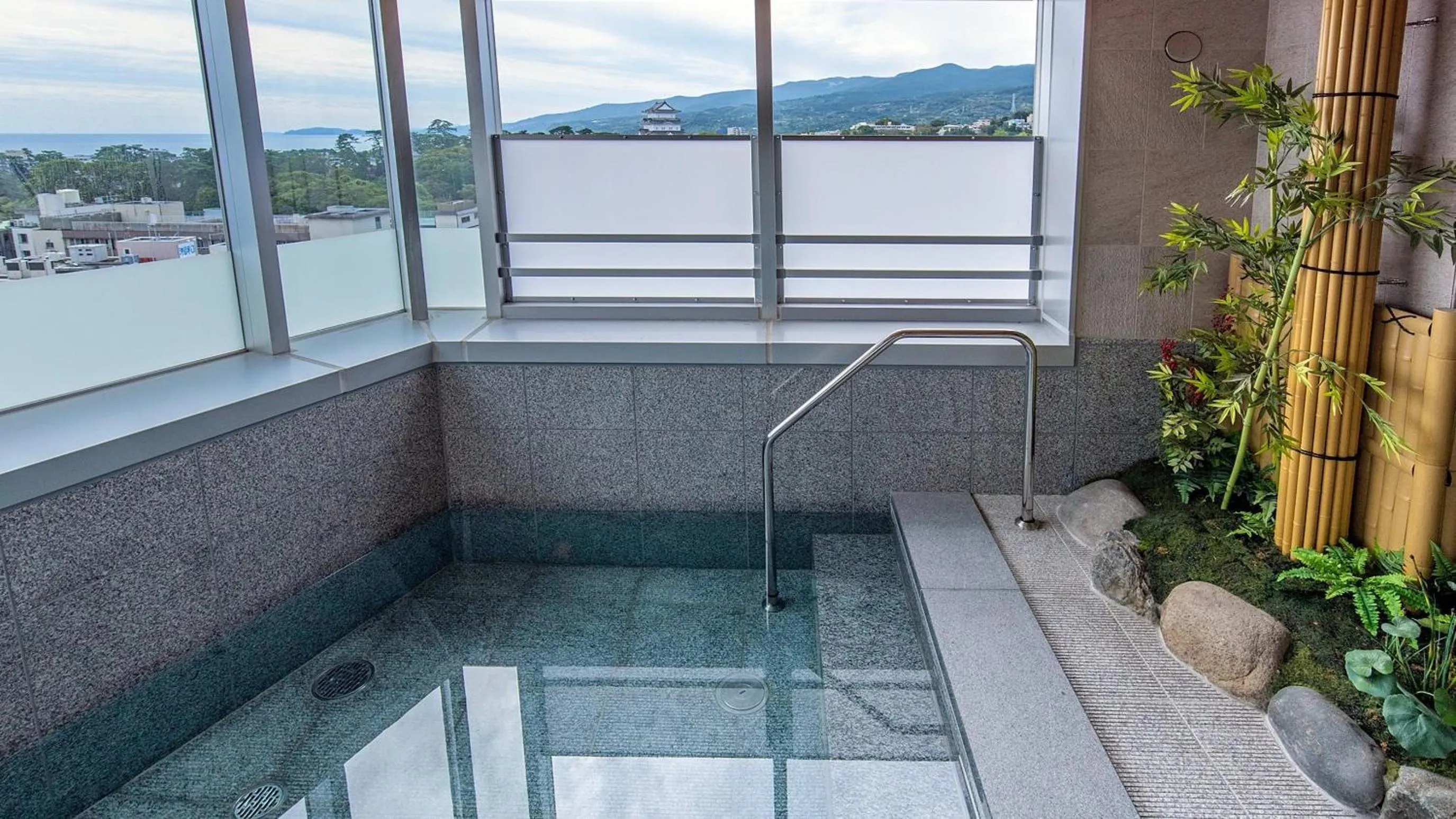 Public Bath in Tenseien Odawara Station Annex