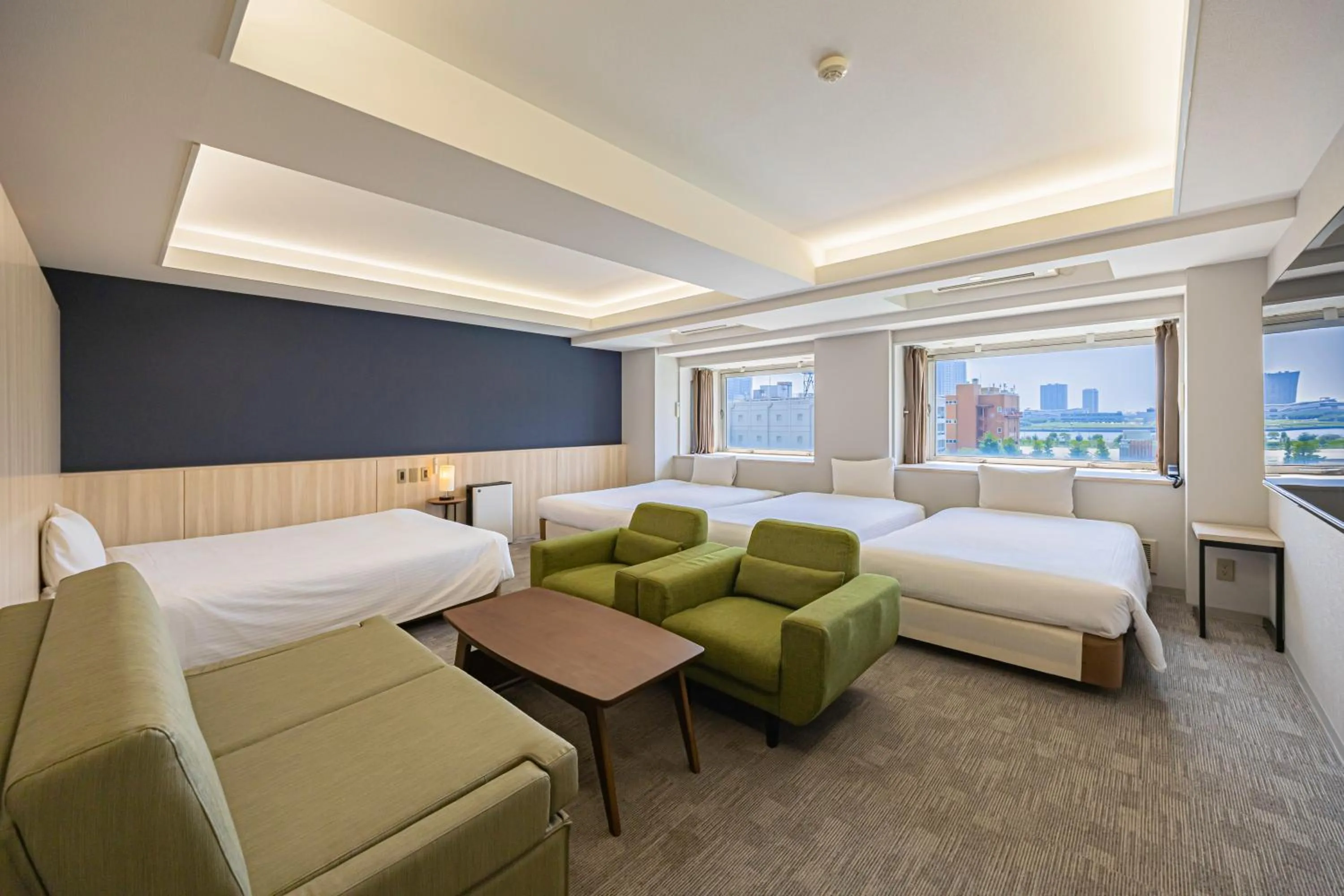 Photo of the whole room, Bed in L stay & grow Harumi