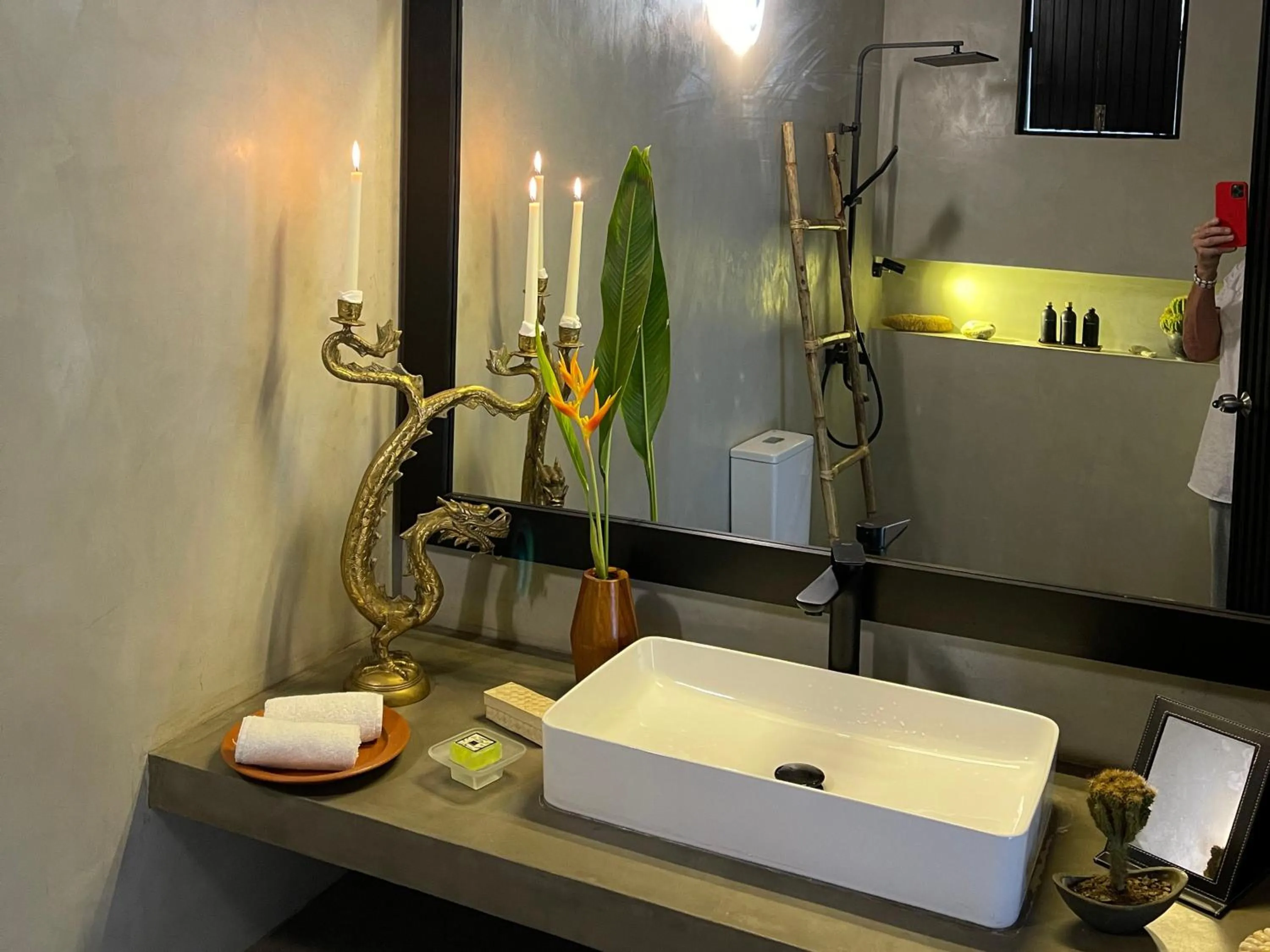 Bathroom in D' Art VILLA RETREAT AND SPA