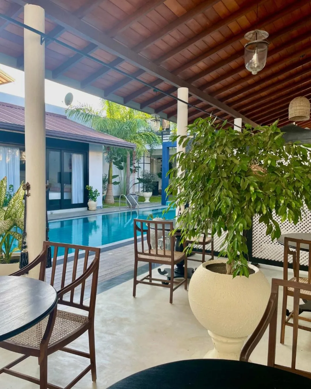 Restaurant/places to eat in D' Art VILLA RETREAT AND SPA