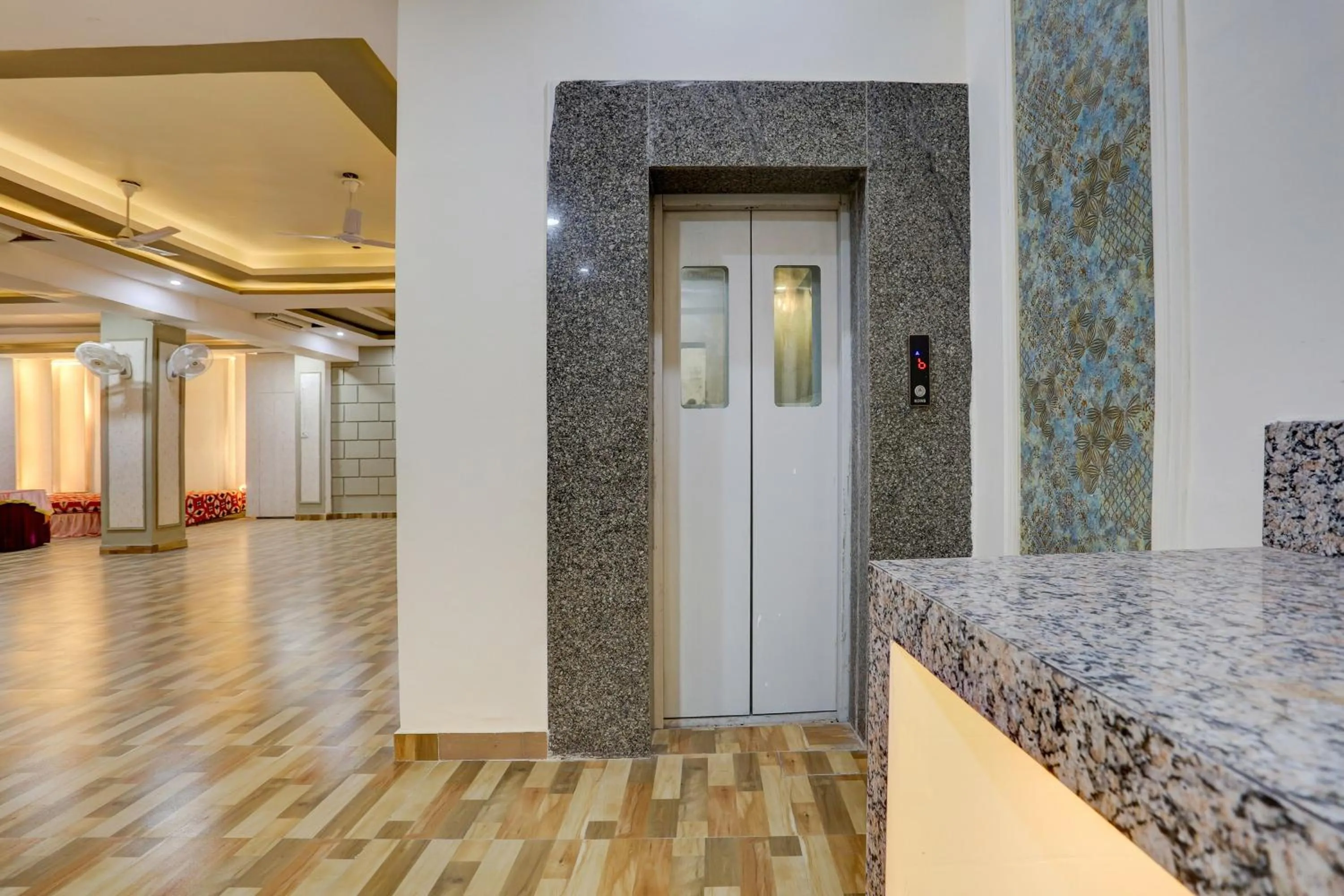 Garden in HOTEL JAIRAJ