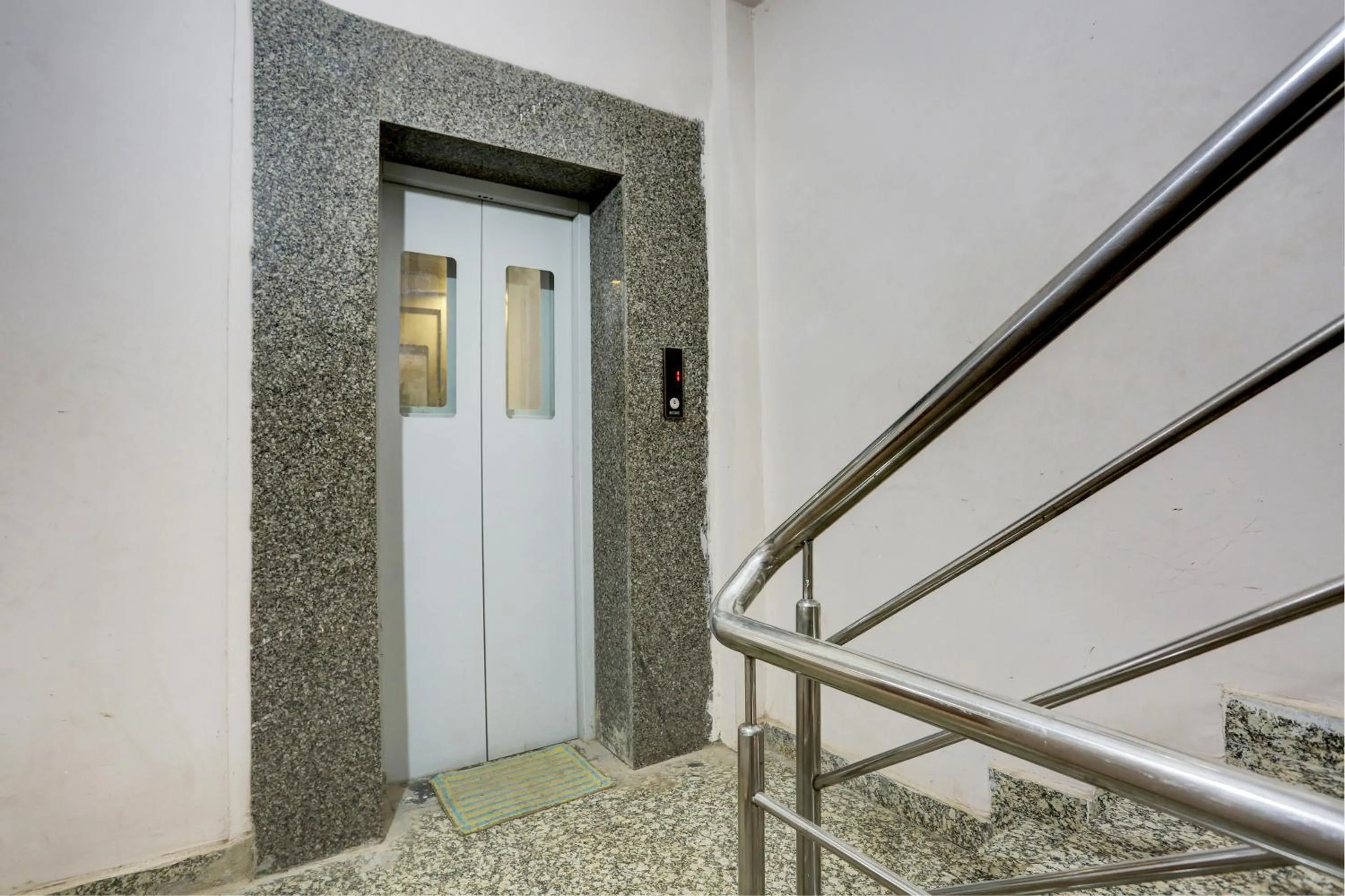 Lobby or reception in HOTEL JAIRAJ