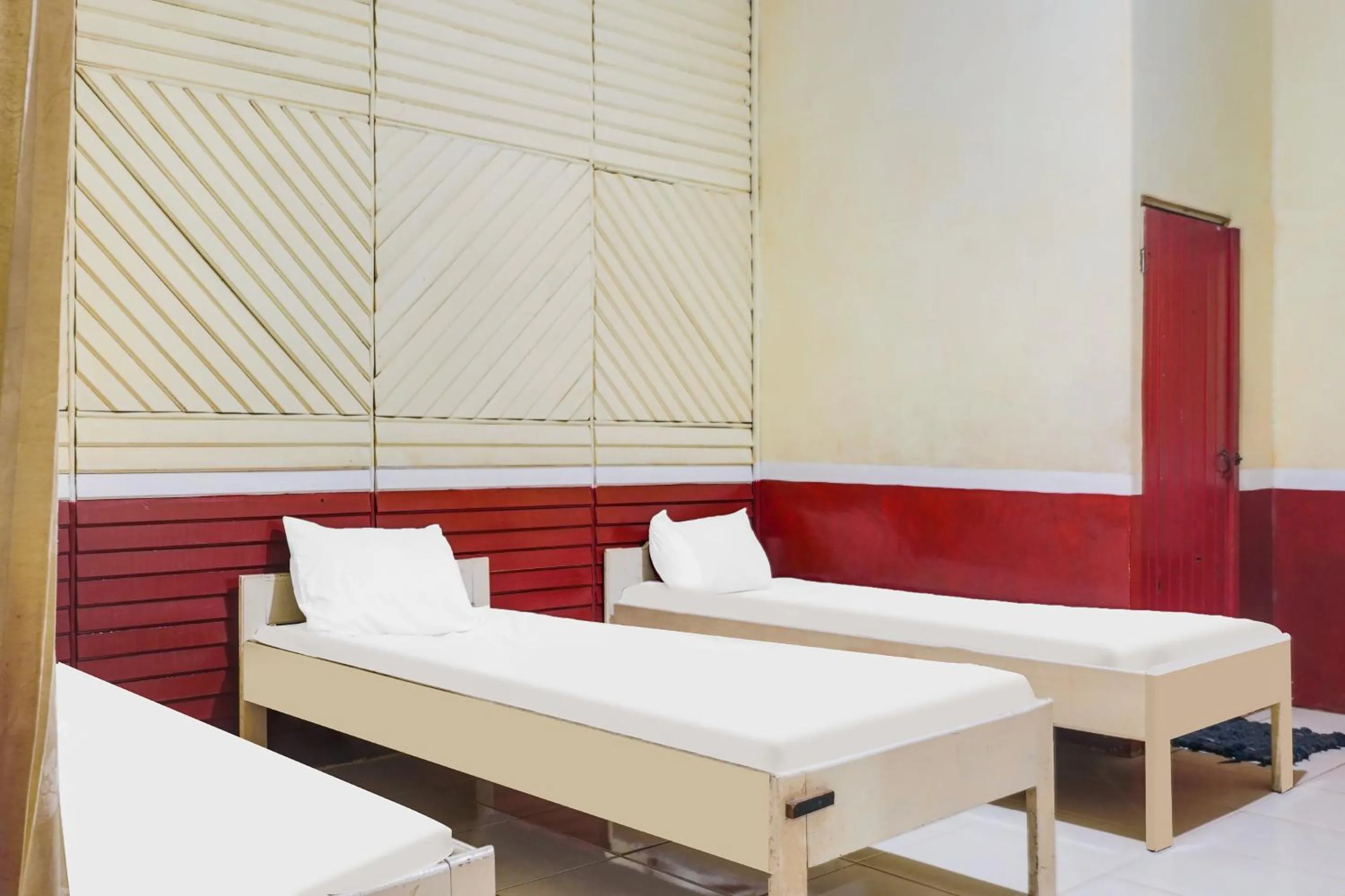 Hotel O Anggrek Daqu Syariah Kapuas