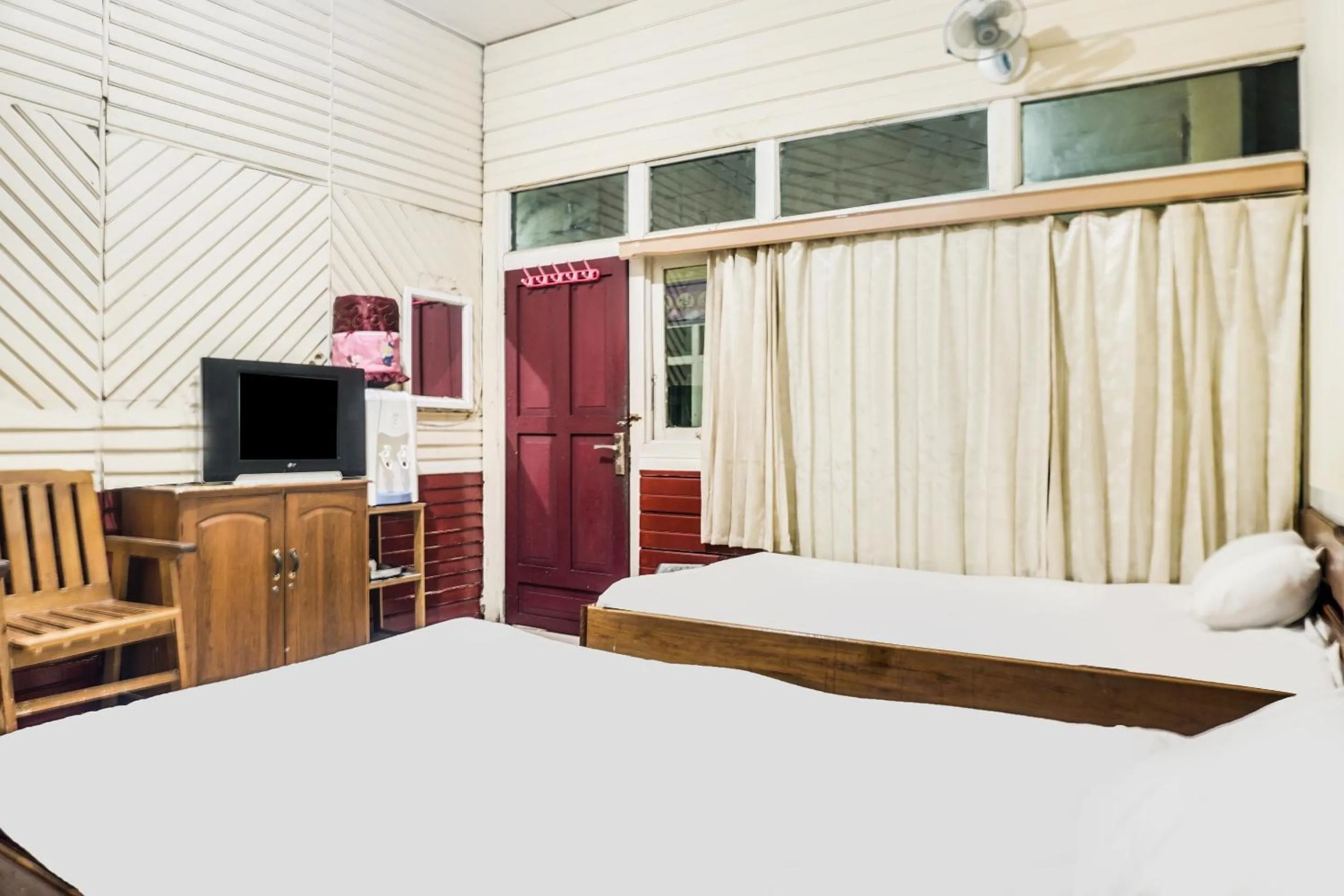 Bedroom in Hotel O Anggrek Daqu Syariah Kapuas