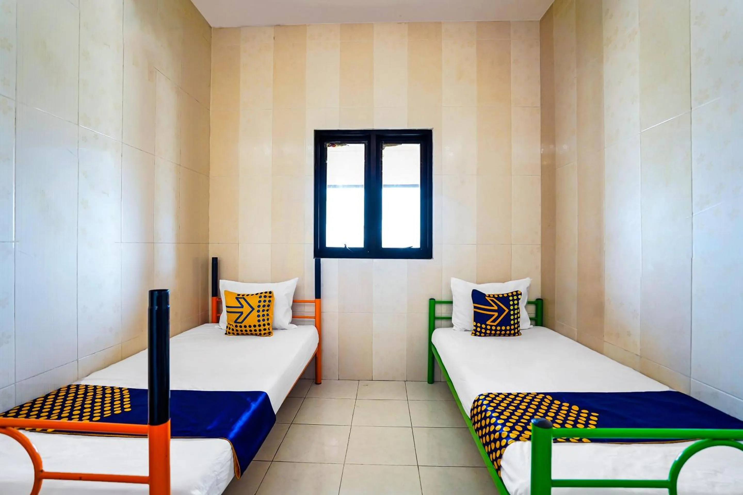 Bedroom, Bed in OYO Life 91856 Griya Gedangan Syariah