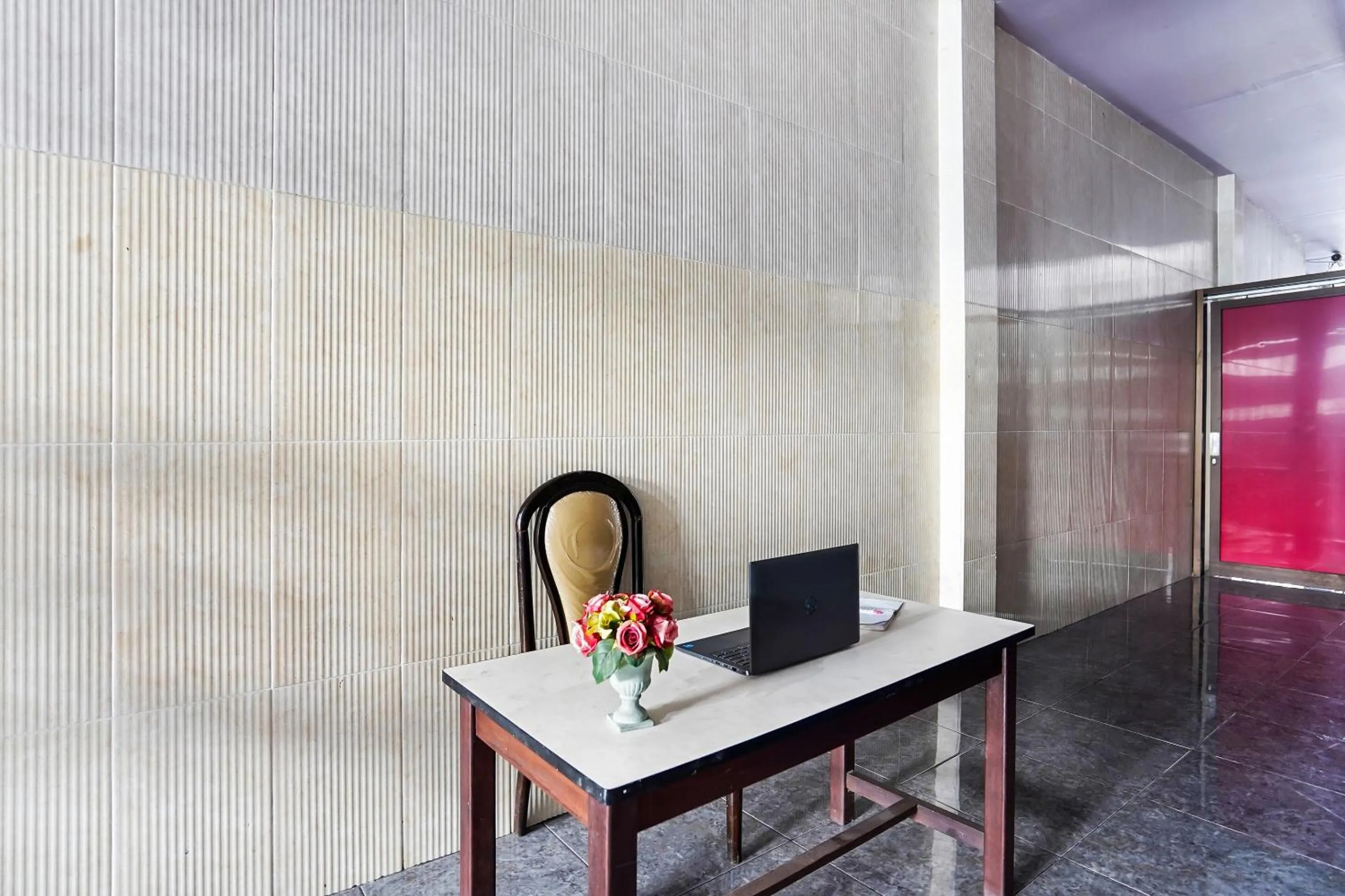 Lobby or reception in OYO Life 91856 Griya Gedangan Syariah