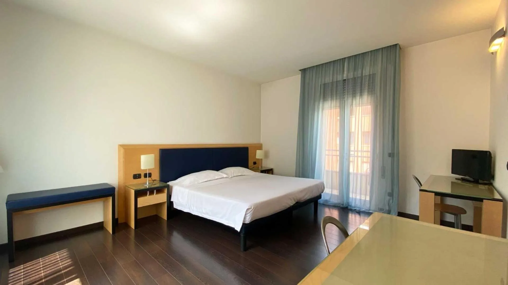 Bed in Luxury Rooms Padova Station