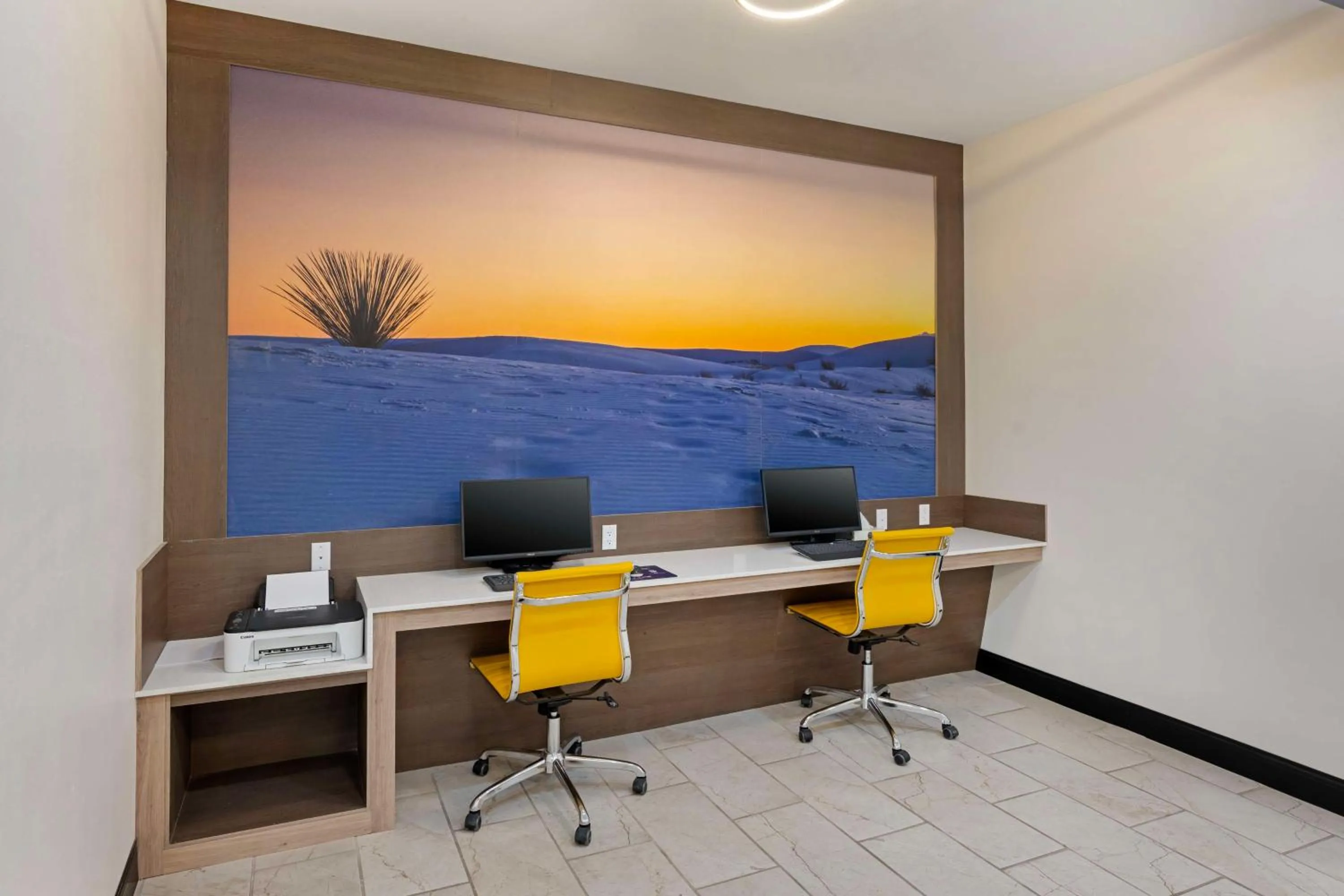 Business facilities in Best Western Plus Executive Residency Carlsbad Hotel