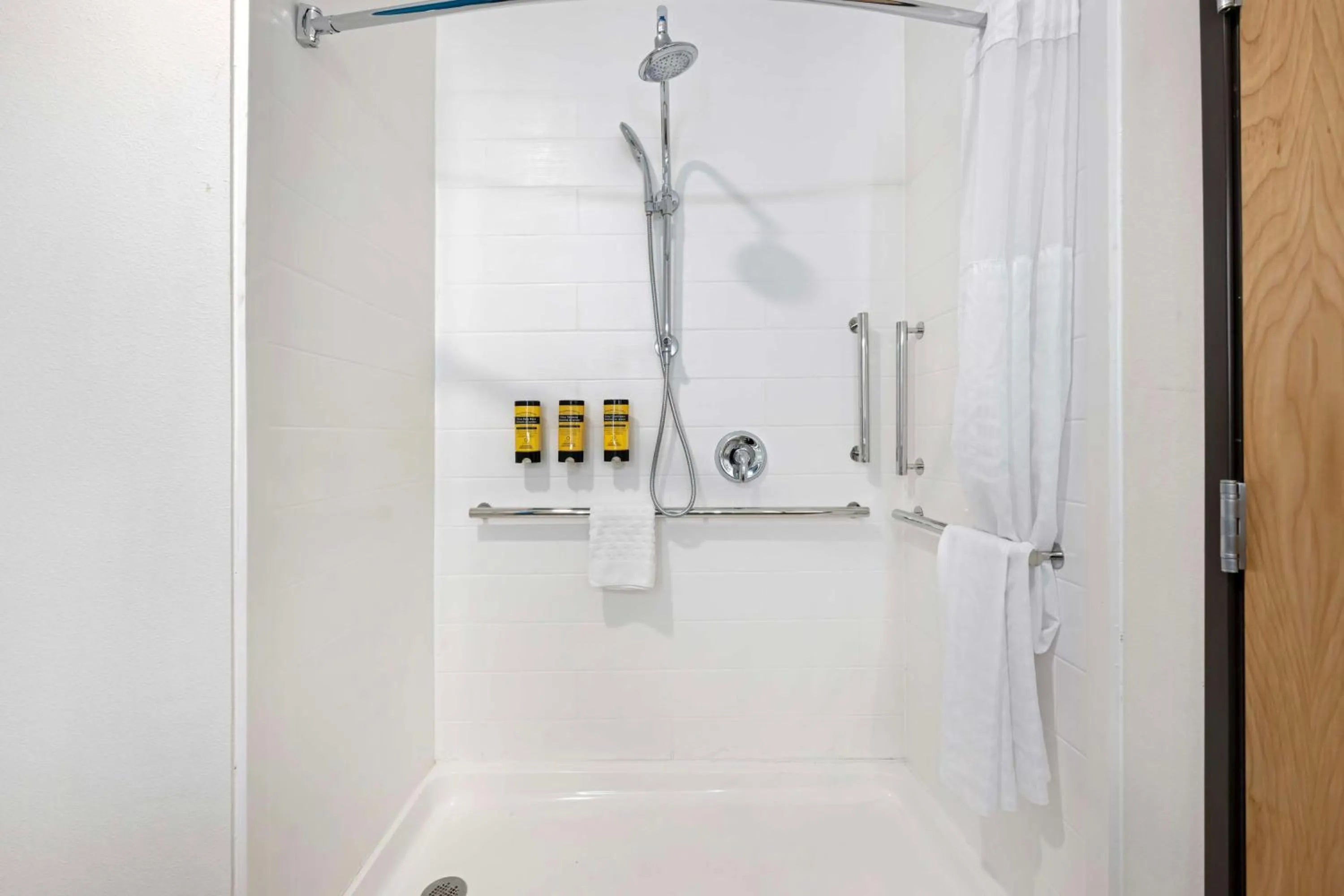 Bathroom in Best Western Plus Executive Residency Carlsbad Hotel