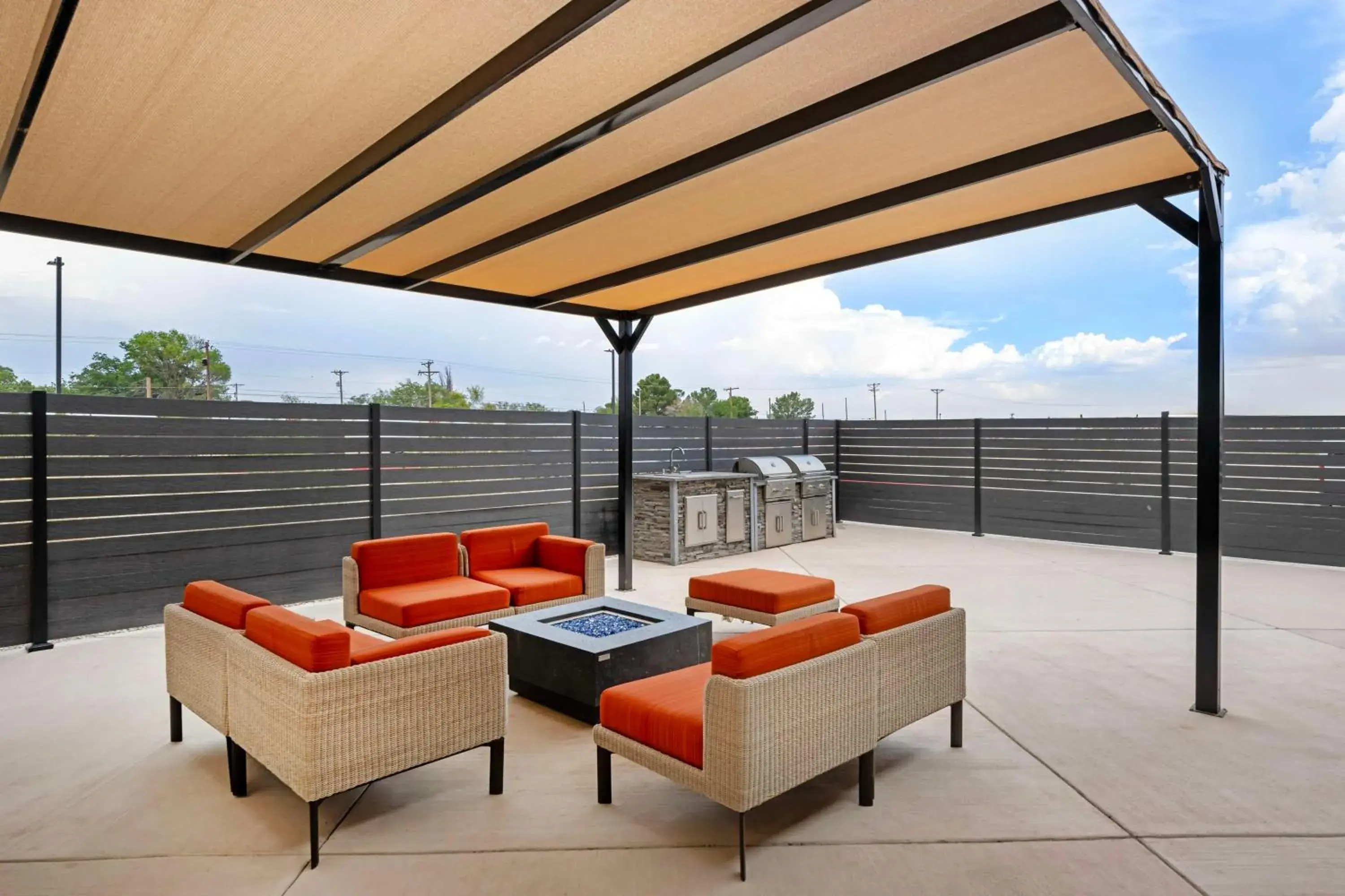 Property building in Best Western Plus Executive Residency Carlsbad Hotel Property building in Best Western Plus Executive Residency Carlsbad Hotel