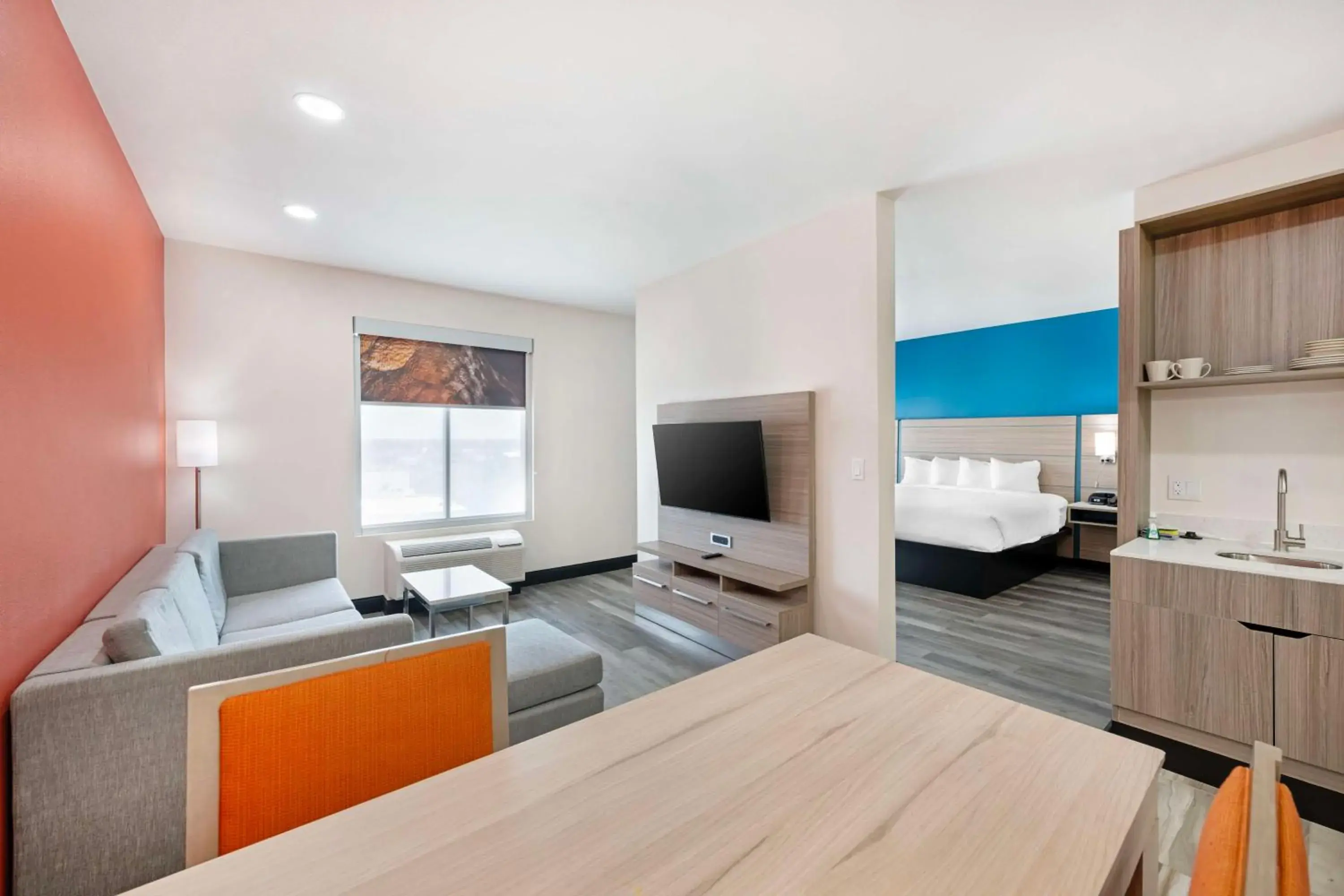 Bedroom in Best Western Plus Executive Residency Carlsbad Hotel Bedroom in Best Western Plus Executive Residency Carlsbad Hotel