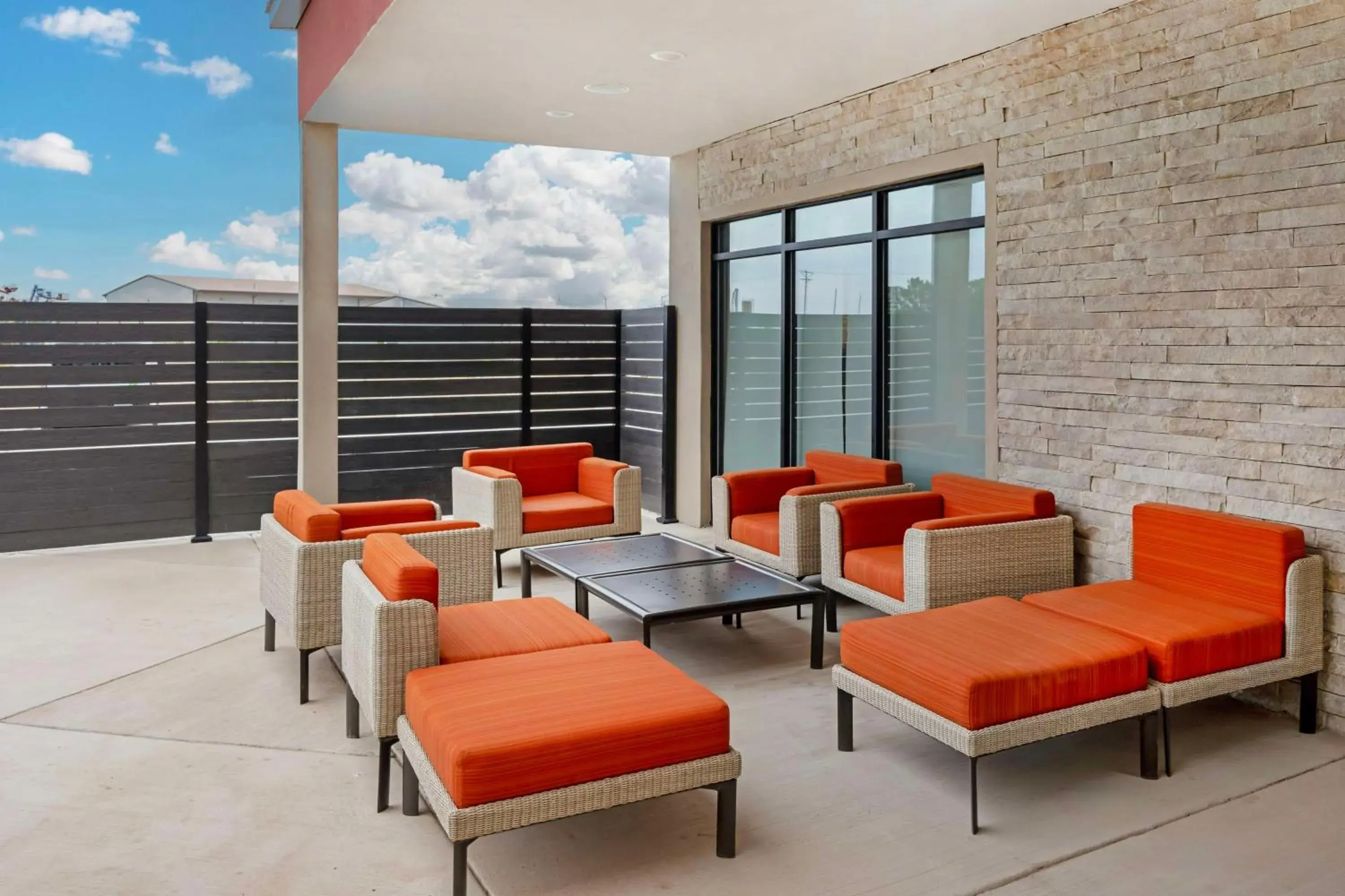 Property building in Best Western Plus Executive Residency Carlsbad Hotel Property building in Best Western Plus Executive Residency Carlsbad Hotel