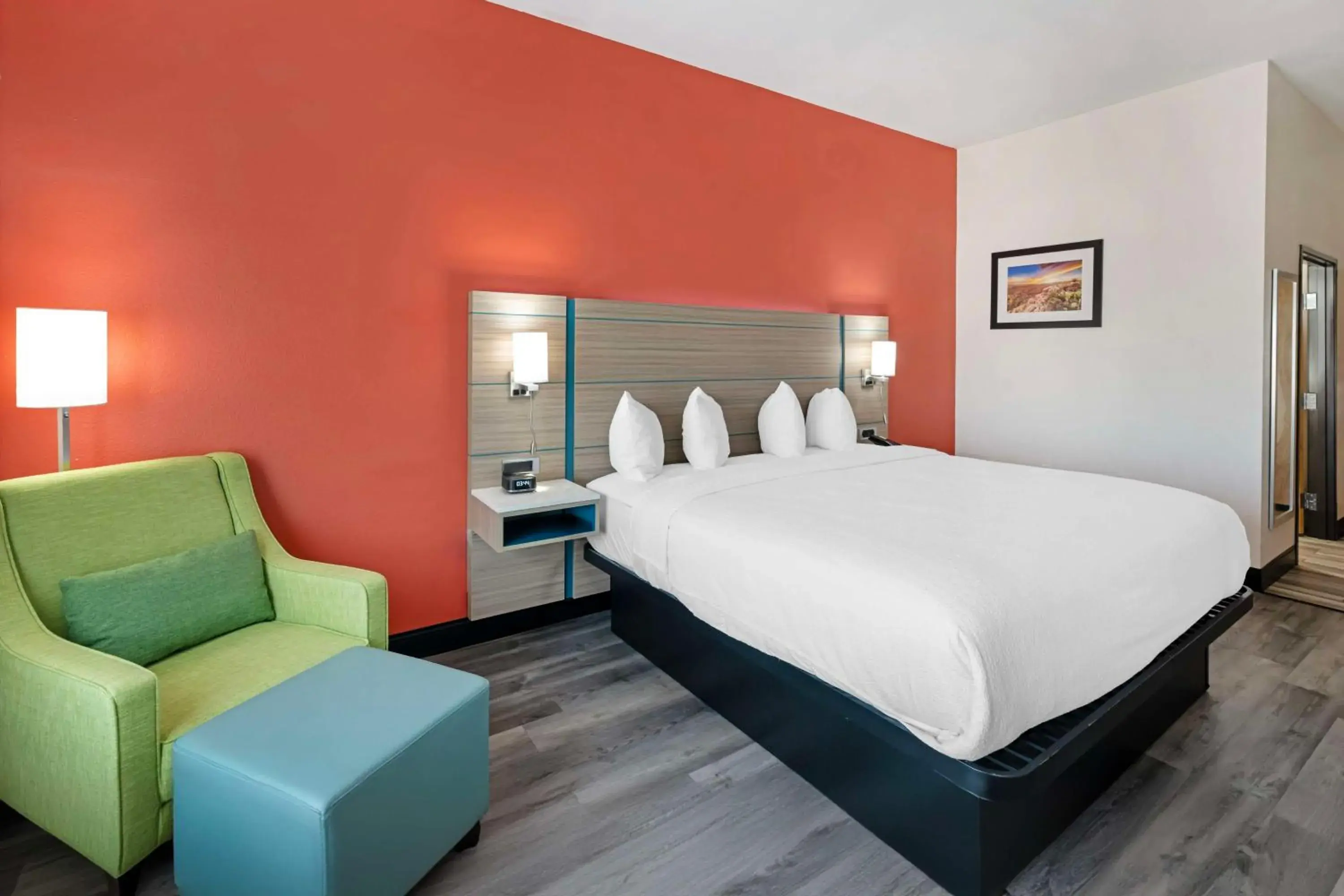 Bedroom, Bed in Best Western Plus Executive Residency Carlsbad Hotel Bedroom, Bed in Best Western Plus Executive Residency Carlsbad Hotel