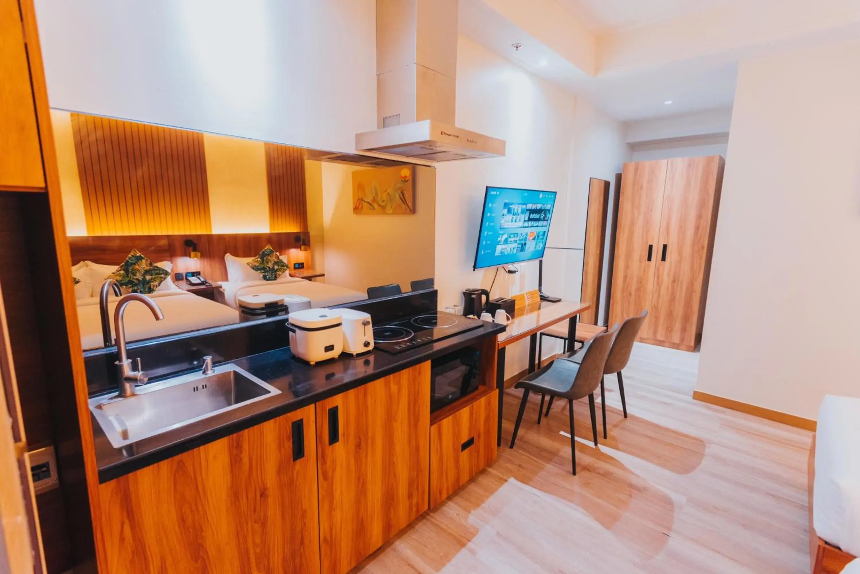 Kitchen or kitchenette in SureStay Studio by Best Western Clarkview Angeles City Kitchen or kitchenette in SureStay Studio by Best Western Clarkview Angeles City