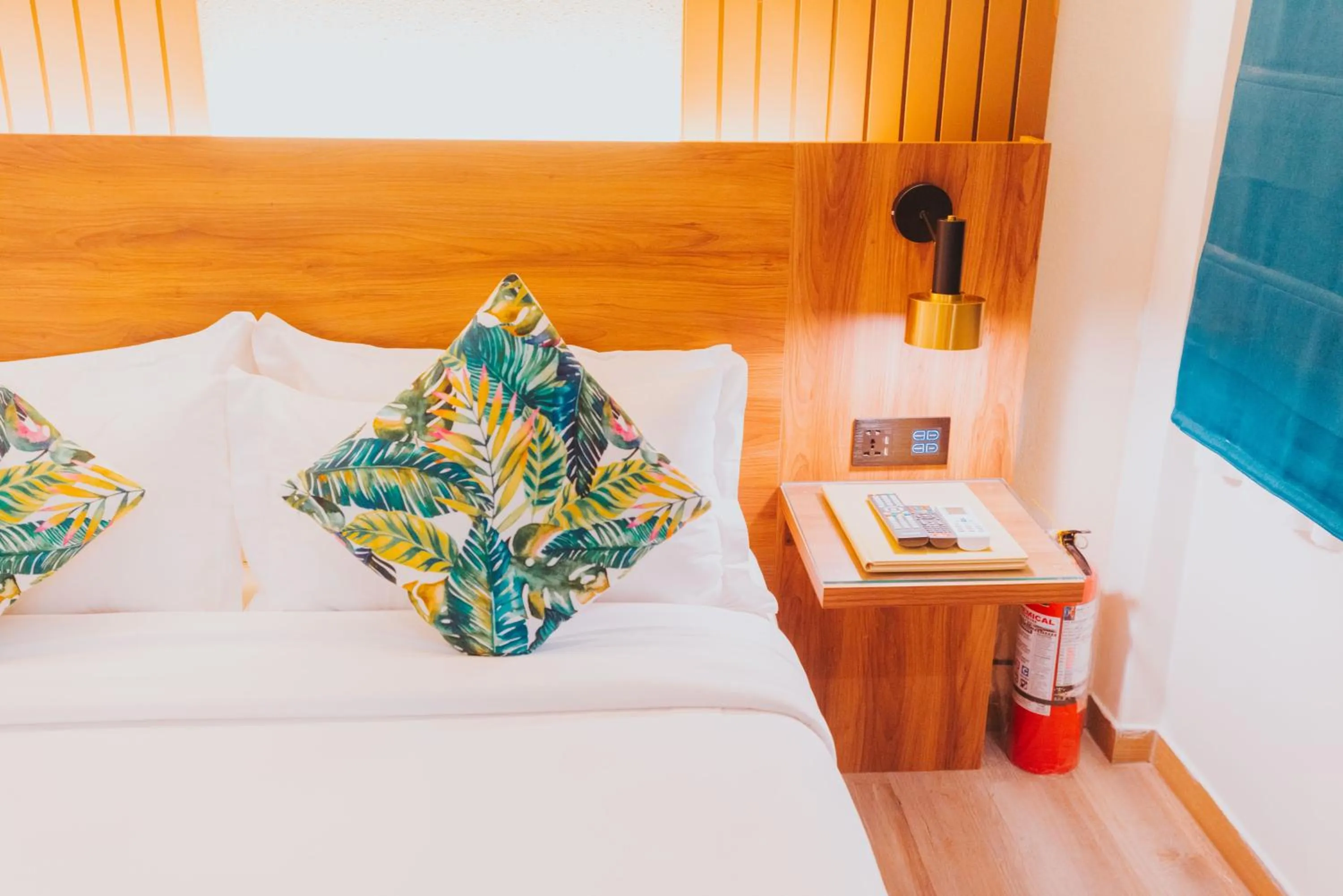 Bed in SureStay Studio by Best Western Clarkview Angeles City