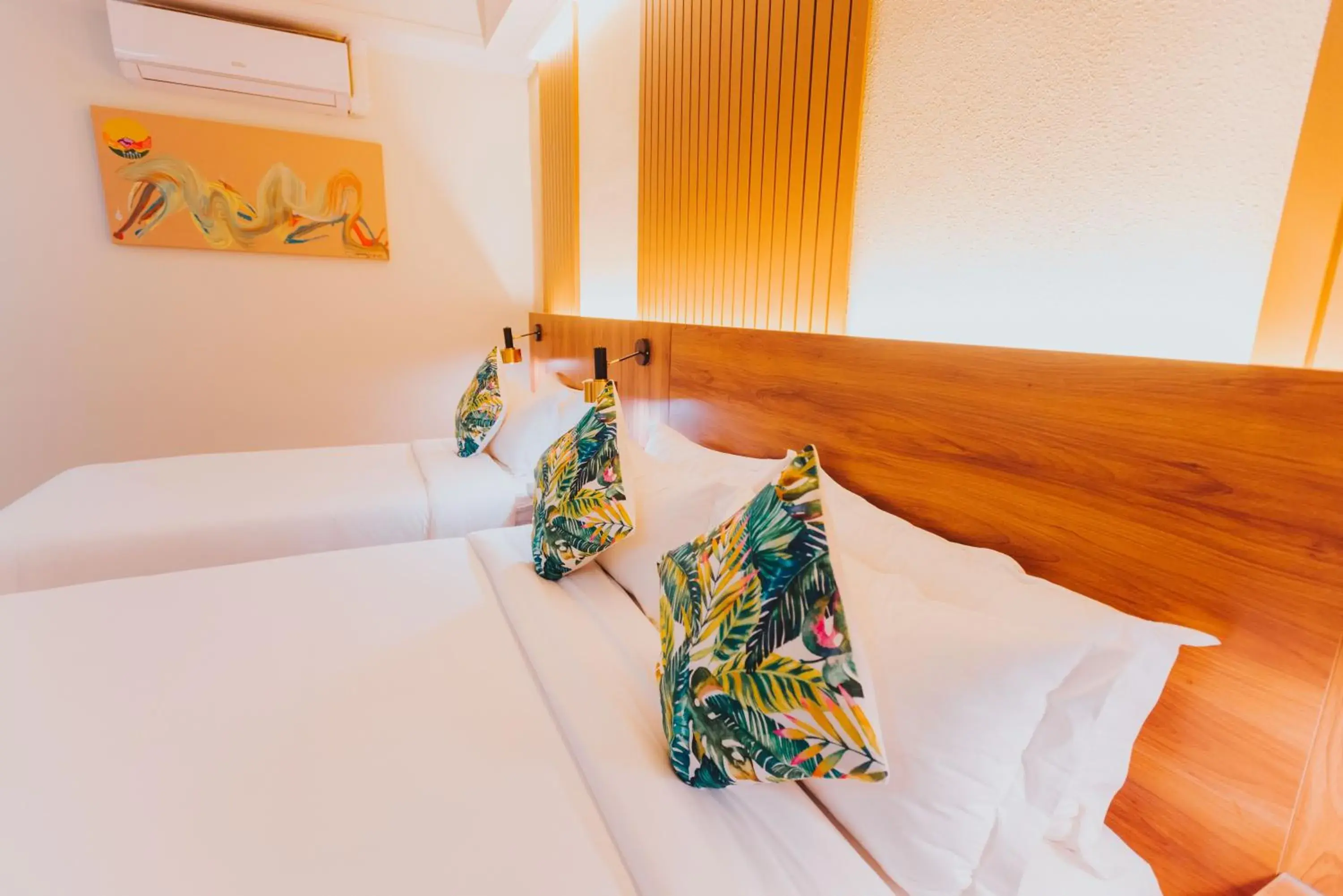 Bed in SureStay Studio by Best Western Clarkview Angeles City Bed in SureStay Studio by Best Western Clarkview Angeles City