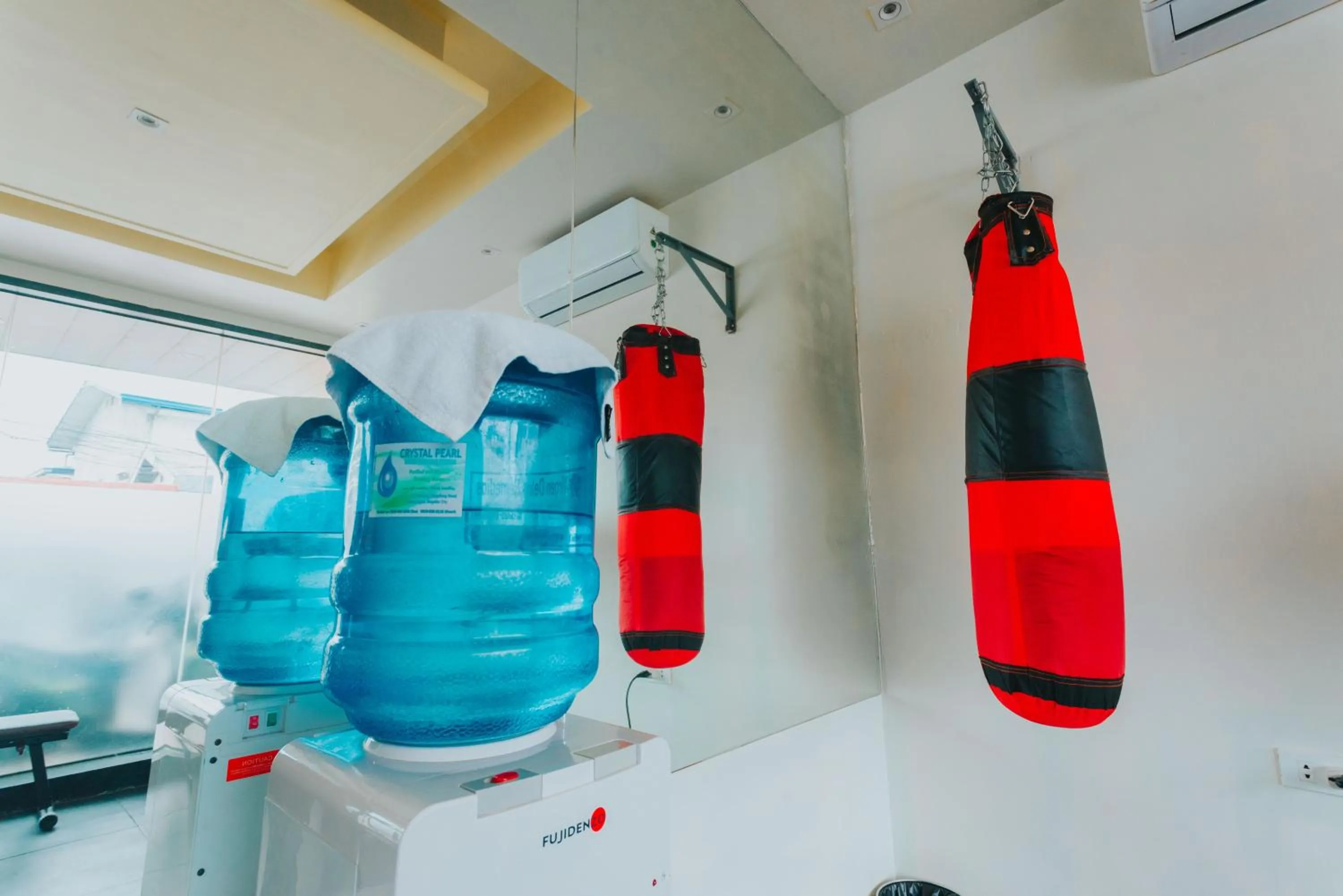 Fitness centre/facilities in SureStay Studio by Best Western Clarkview Angeles City