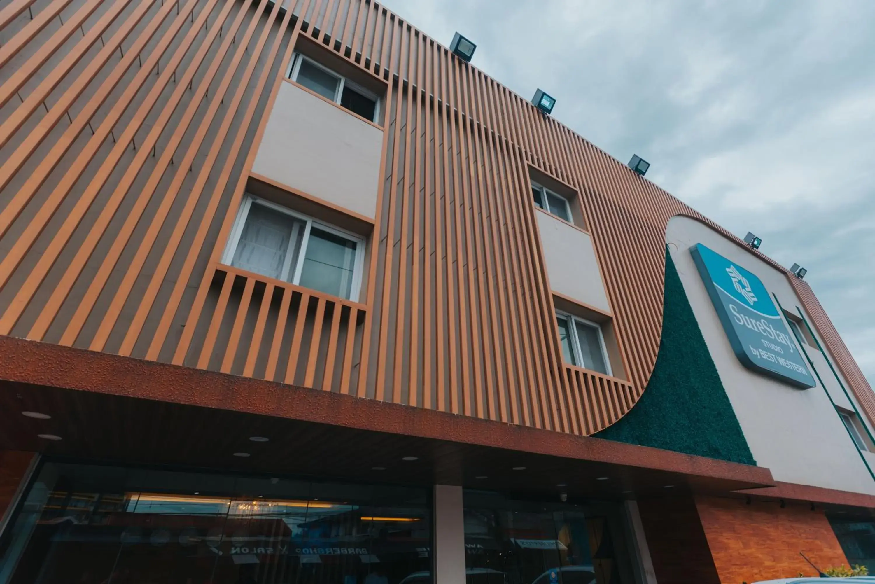 Property building in SureStay Studio by Best Western Clarkview Angeles City Property building in SureStay Studio by Best Western Clarkview Angeles City