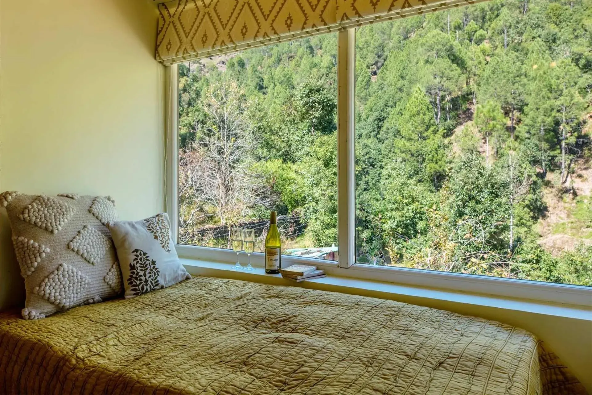 Bedroom, Bed in Hollyhock Cottage by VEO - Part of StayVista Bedroom, Bed in Hollyhock Cottage by VEO - Part of StayVista