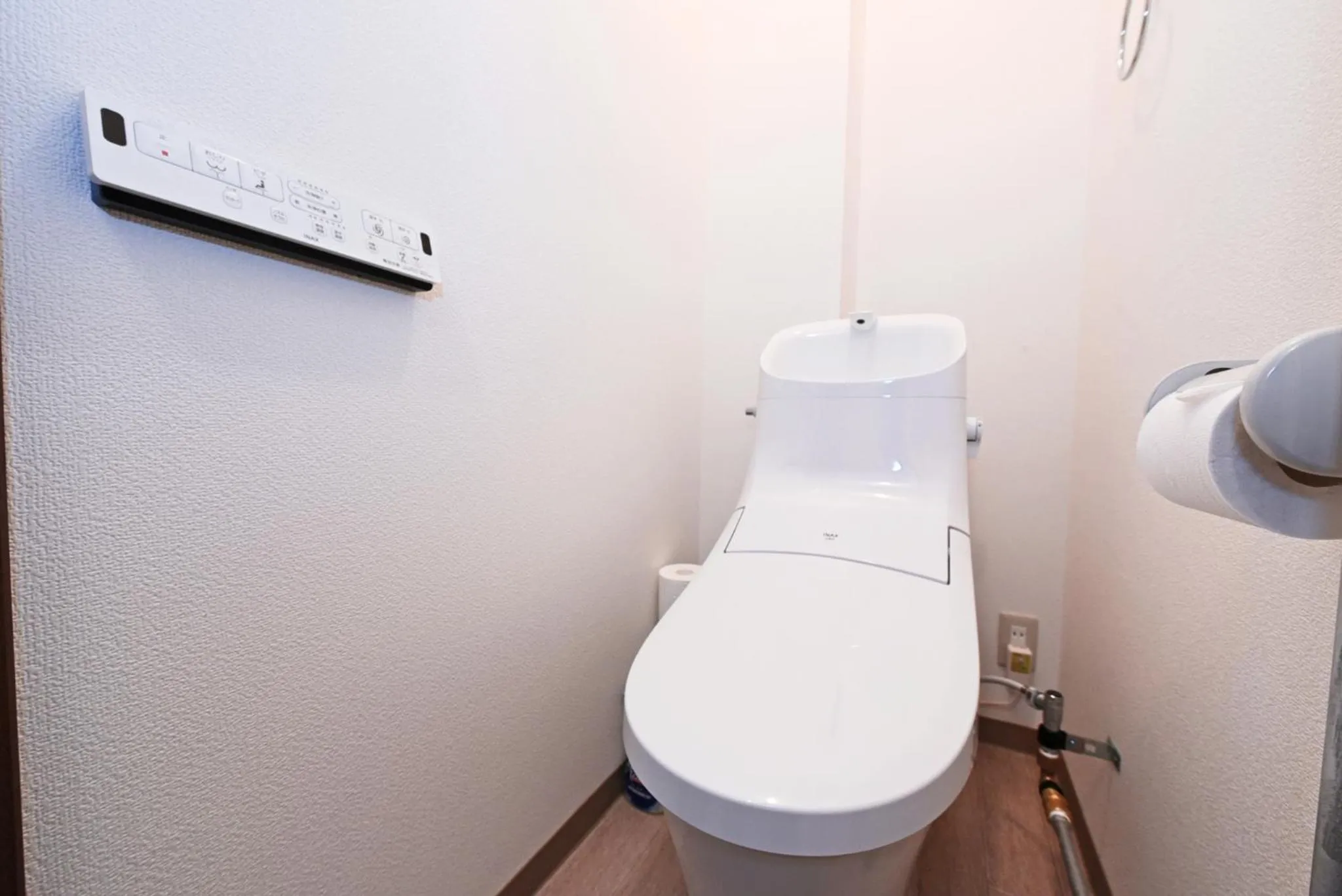 Toilet in HEIGHTS N7