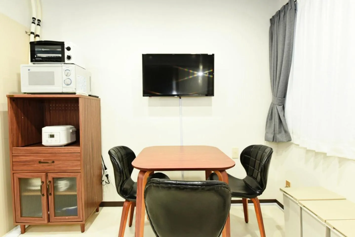 Dining area in HEIGHTS N7