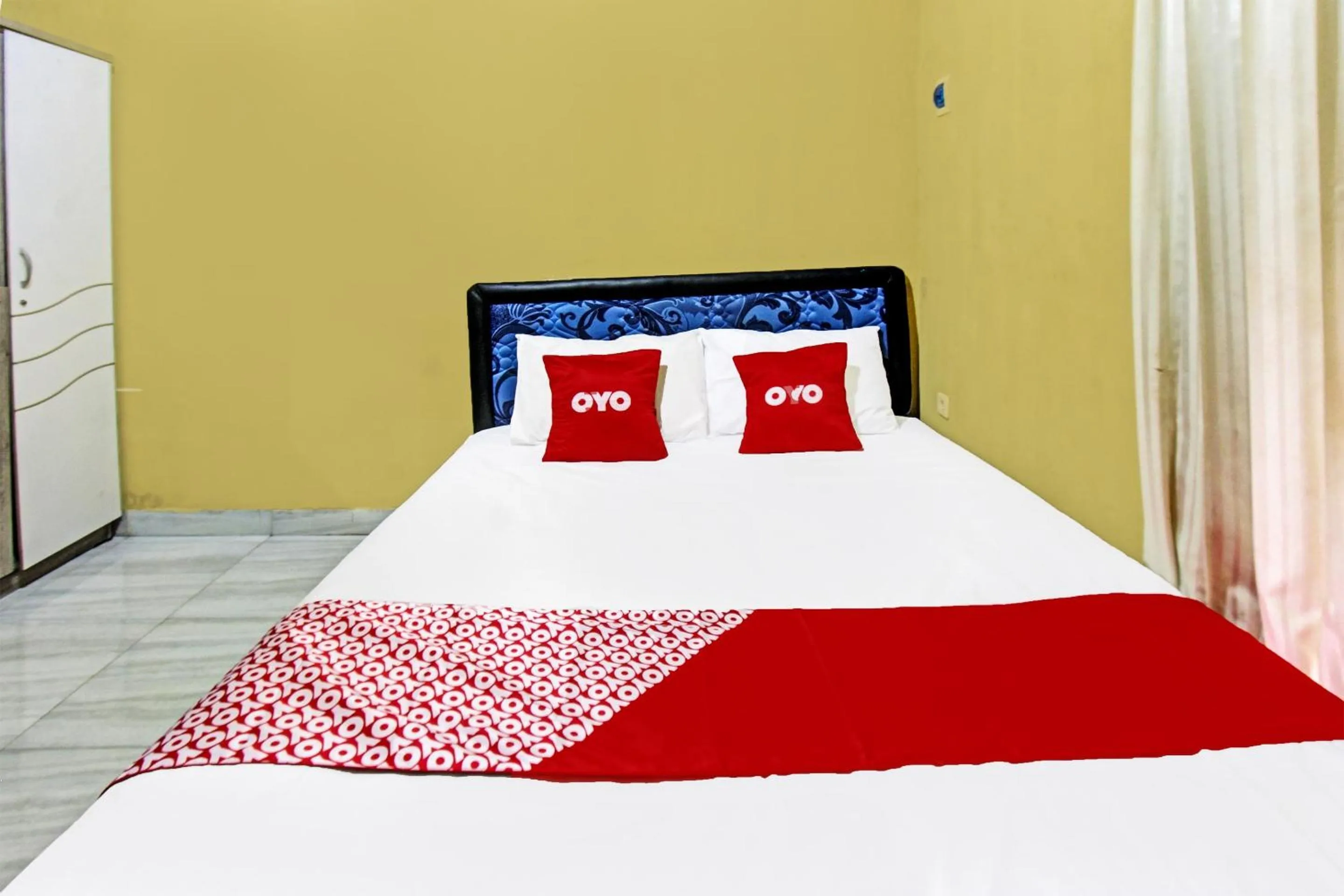 Bedroom in OYO 91845 V_ar House Near Pantai Tanjung Bias